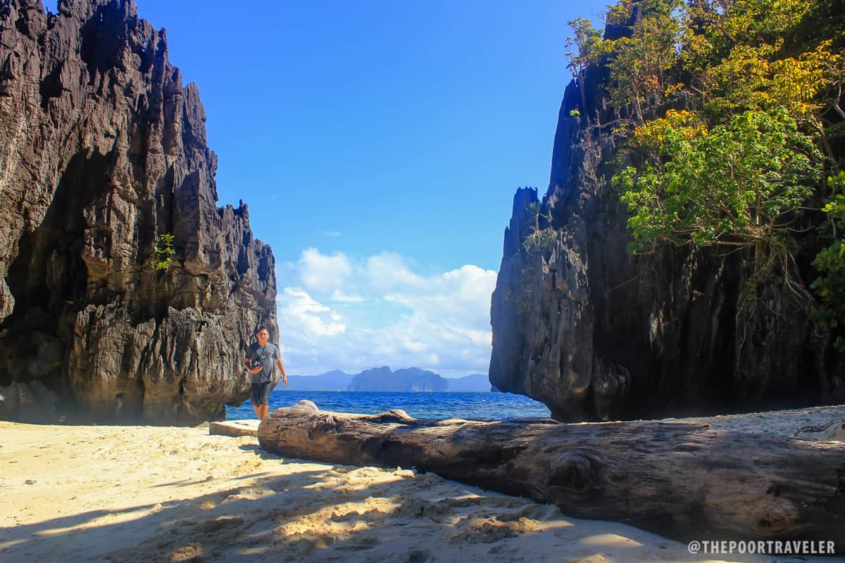 1200x800 El Nido, Palawan: Making Friends At Payong Payong Beach. The Poor Traveler® Itinerary Blog