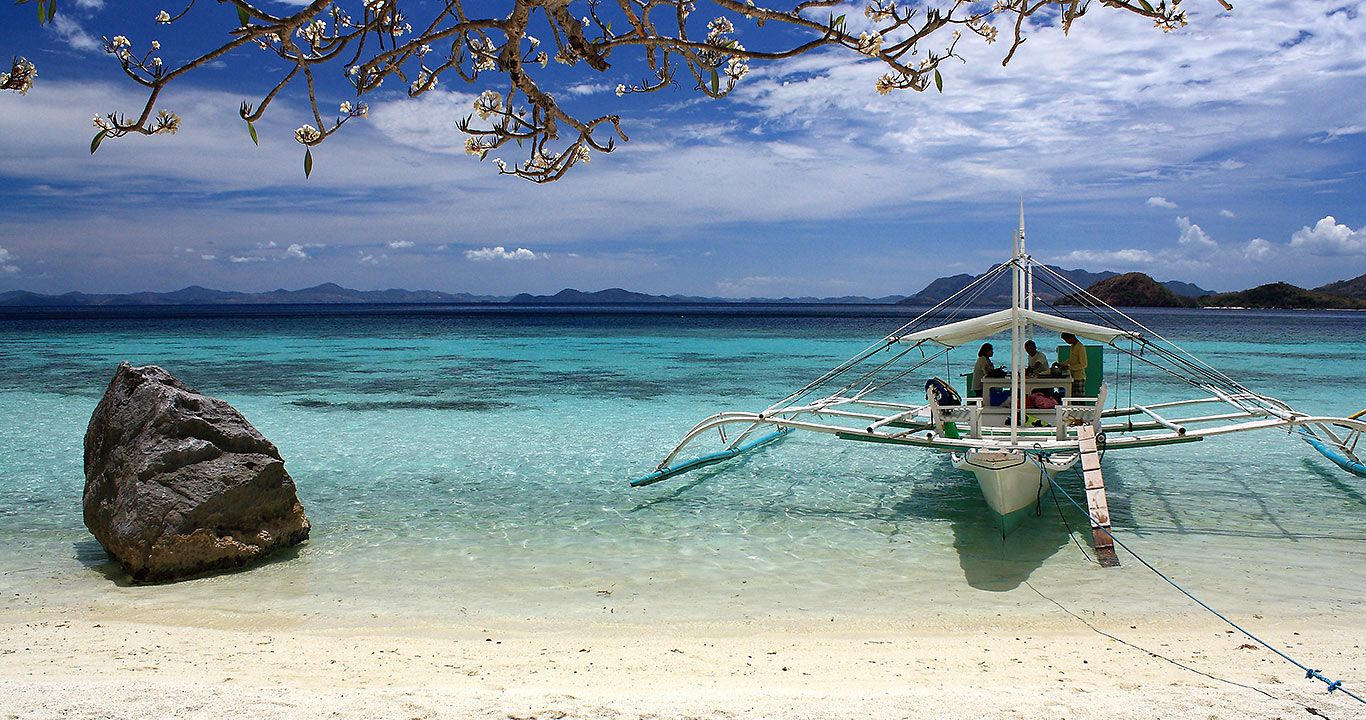 1366x720 Coron's Banol Beach