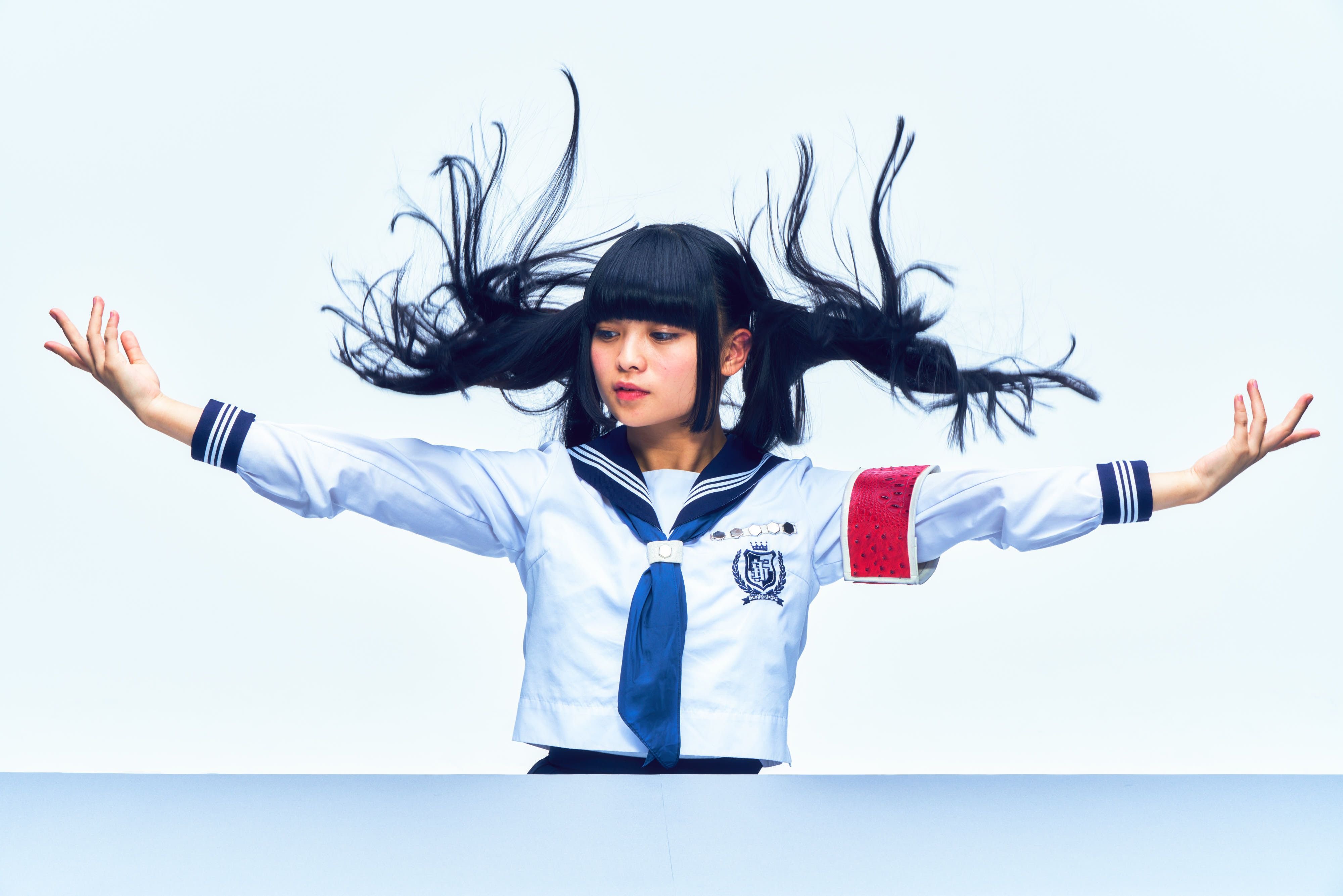 4000x2668 아타라시 각코(新しい学校のリーダーズ) 를 알아보자!!