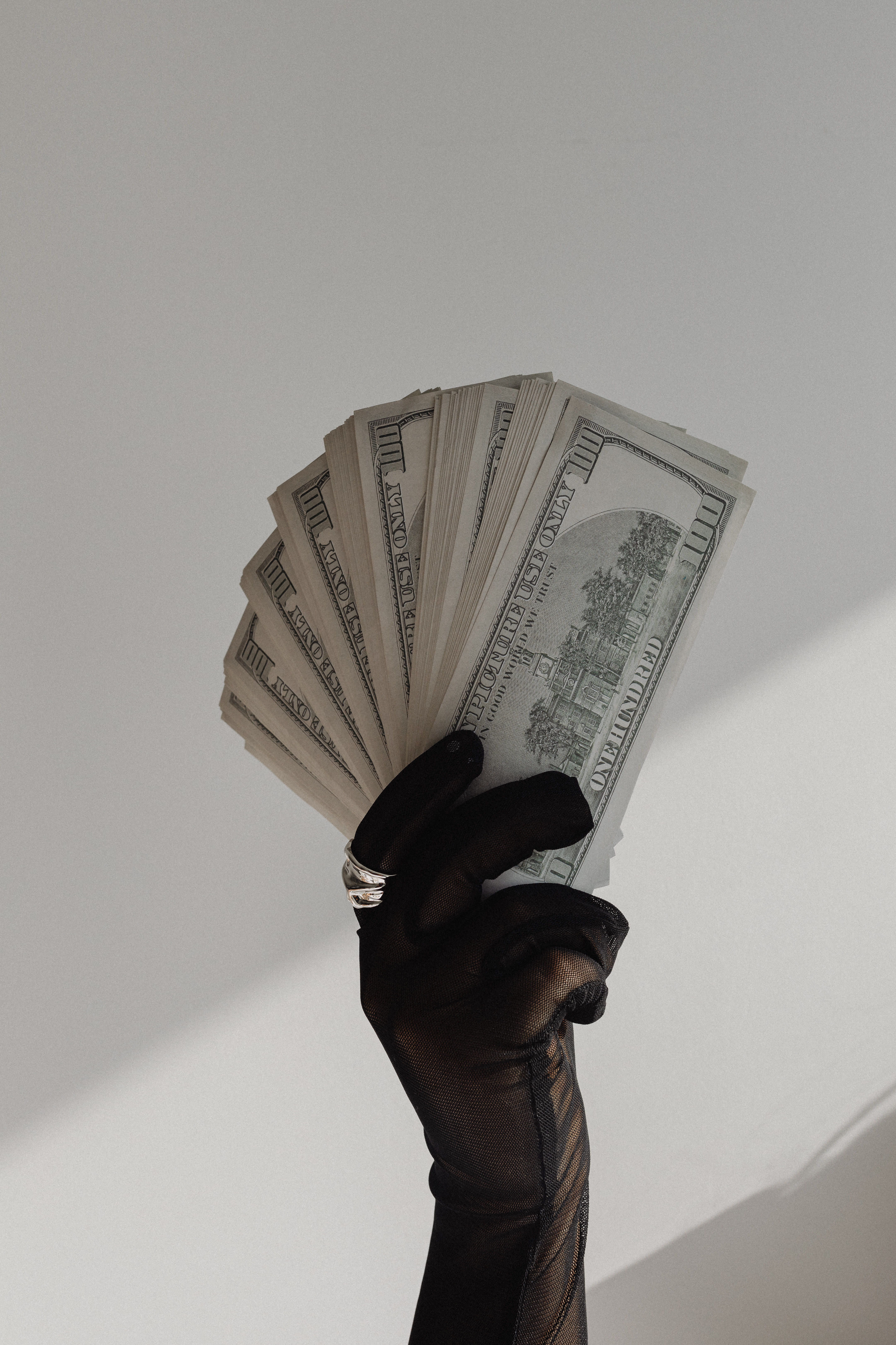 4327x6491 Money Aesthetic Cash Fan Photo. Ideal for money aesthetic and dollars projects. Free for commercial use