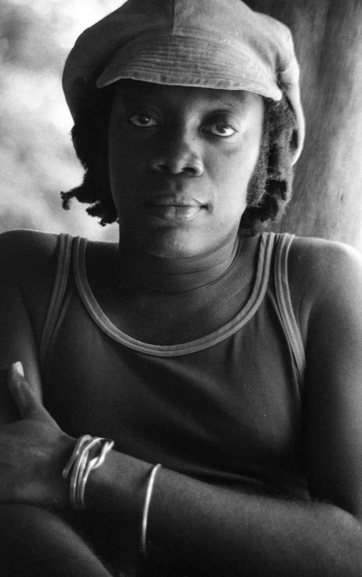 736x1173 Milton nascimento wallpaper. Gilberto gil wallpaper, Artistas brasileiros, Carioca