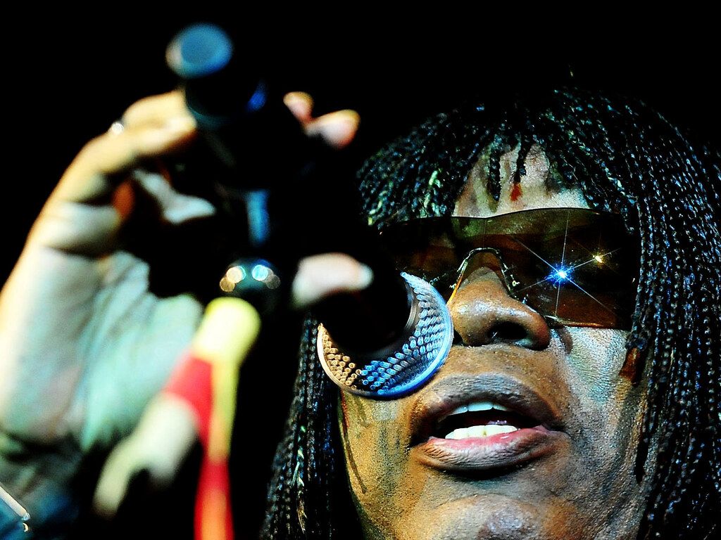 1024x768 SHOW MILTON NASCIMENTO 50 ANOS DE CARREIRA. Milton Nascimen