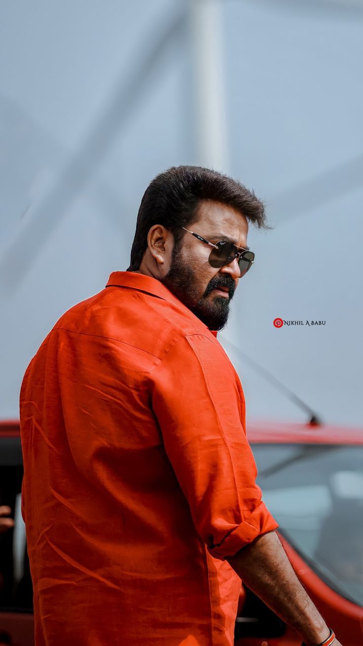 736x1309 Mohanlal Aarattu
