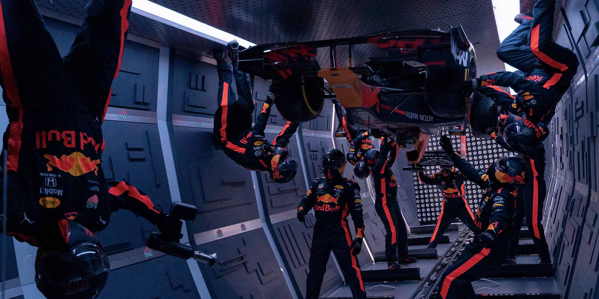 2000x1000 Video: Red Bull's Formula 1 pit stop in zero gravity. Motor Sport Magazine