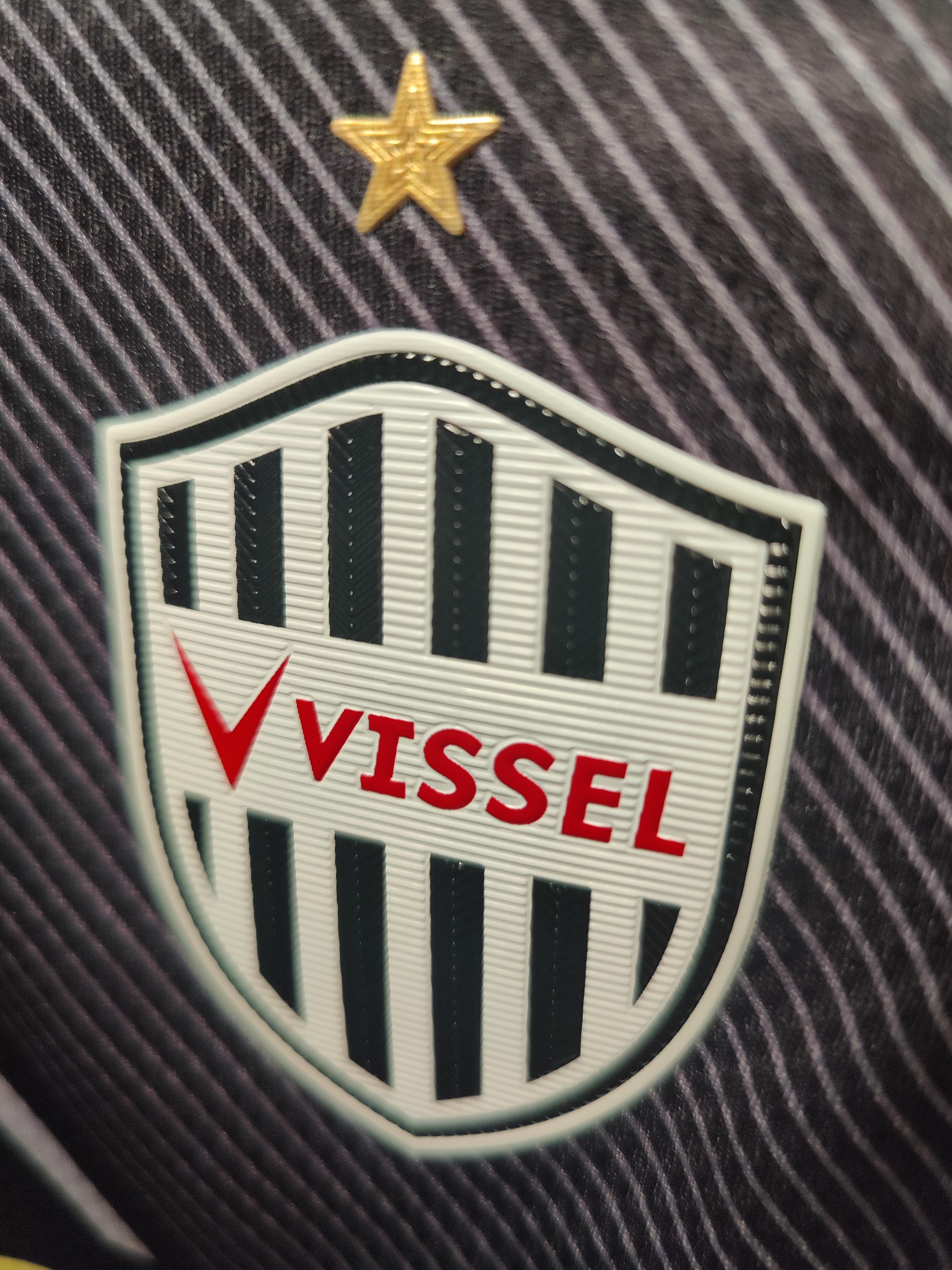 3000x4000 Am I the only european who bought Iniesta's Vissel Kobe shirt? (Third Kit!) Looks stunning, can't wait to use it in my next game! ❤️