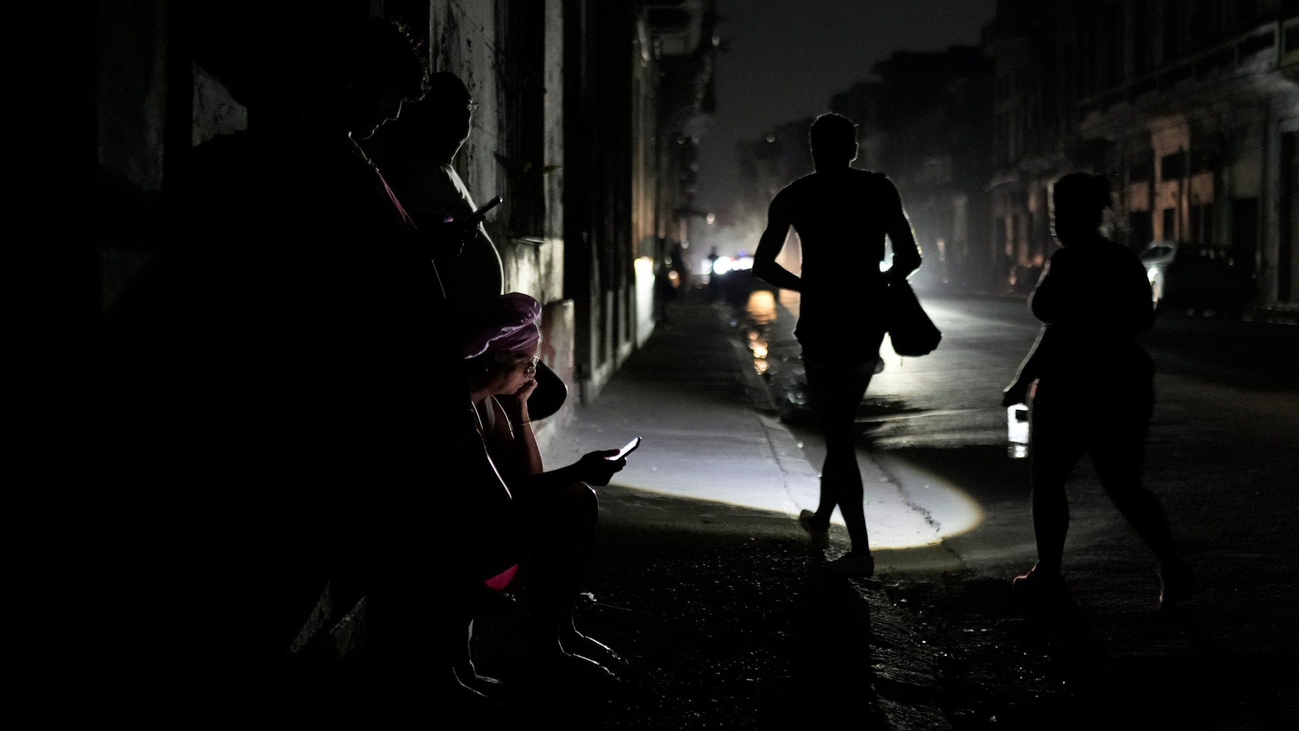 2560x1440 Cuba suffers major power outage after substation failure leaves millions without electricity