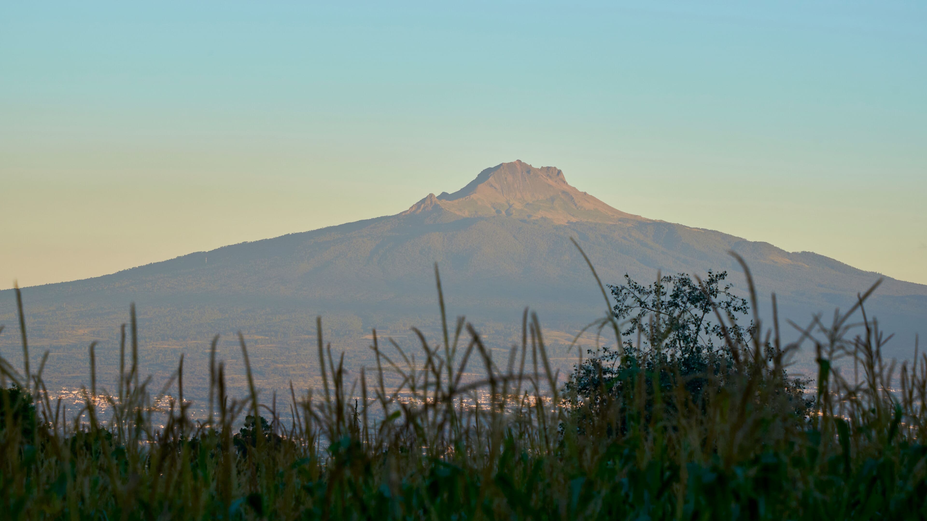 3840x2160 Ixtenco Travel Guide 2026: The Best of Ixtenco