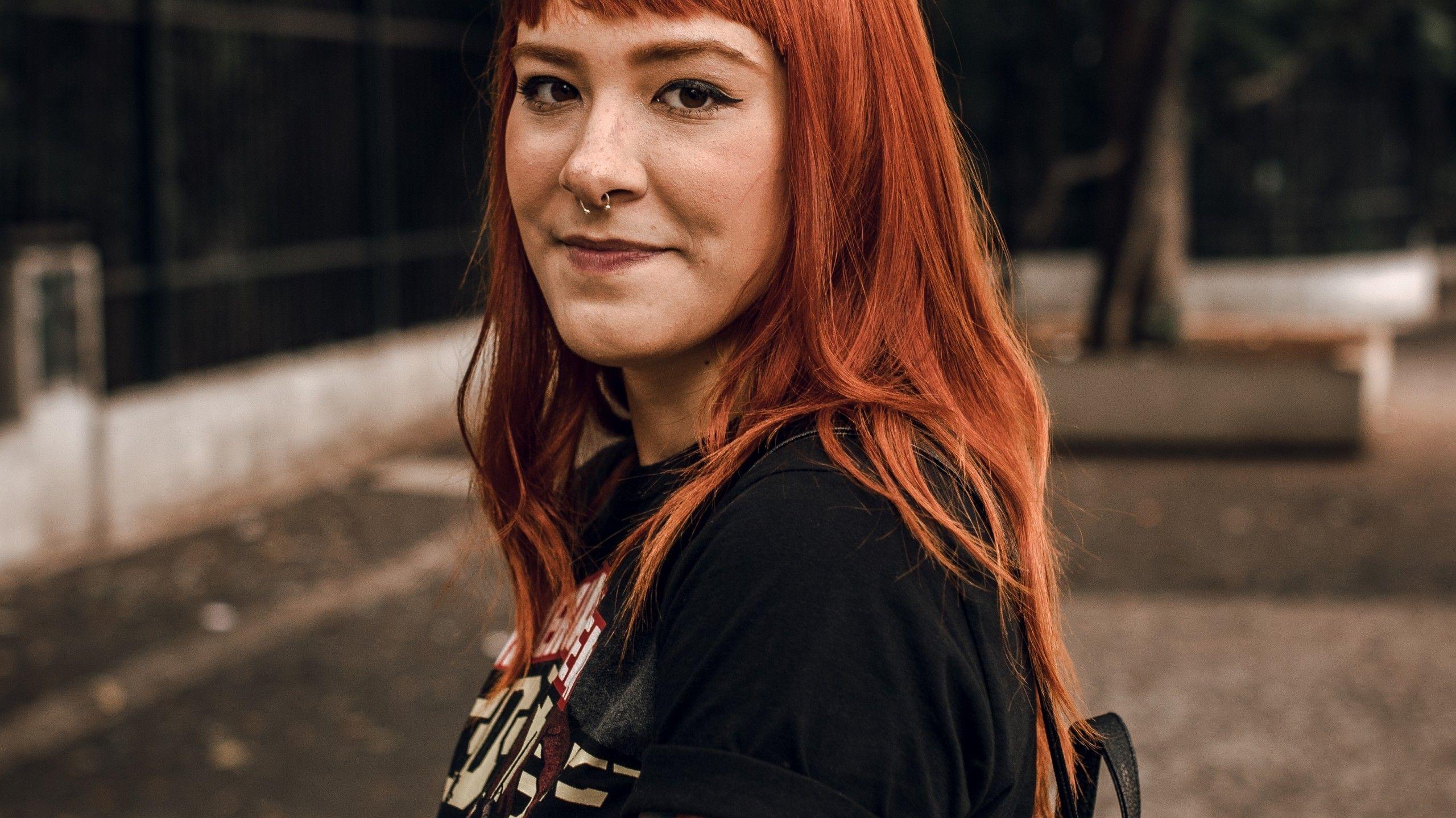 2560x1440 Download 2560x1440 Woman, Red Hair, Back Bag, Tattoo, Smiling, Black T Shirt, Casual Wallpaper For IMac 27 Inch