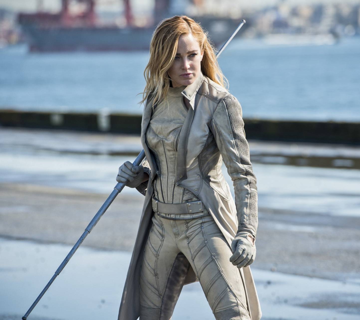 1443x1280 Sara Lance wallpaper