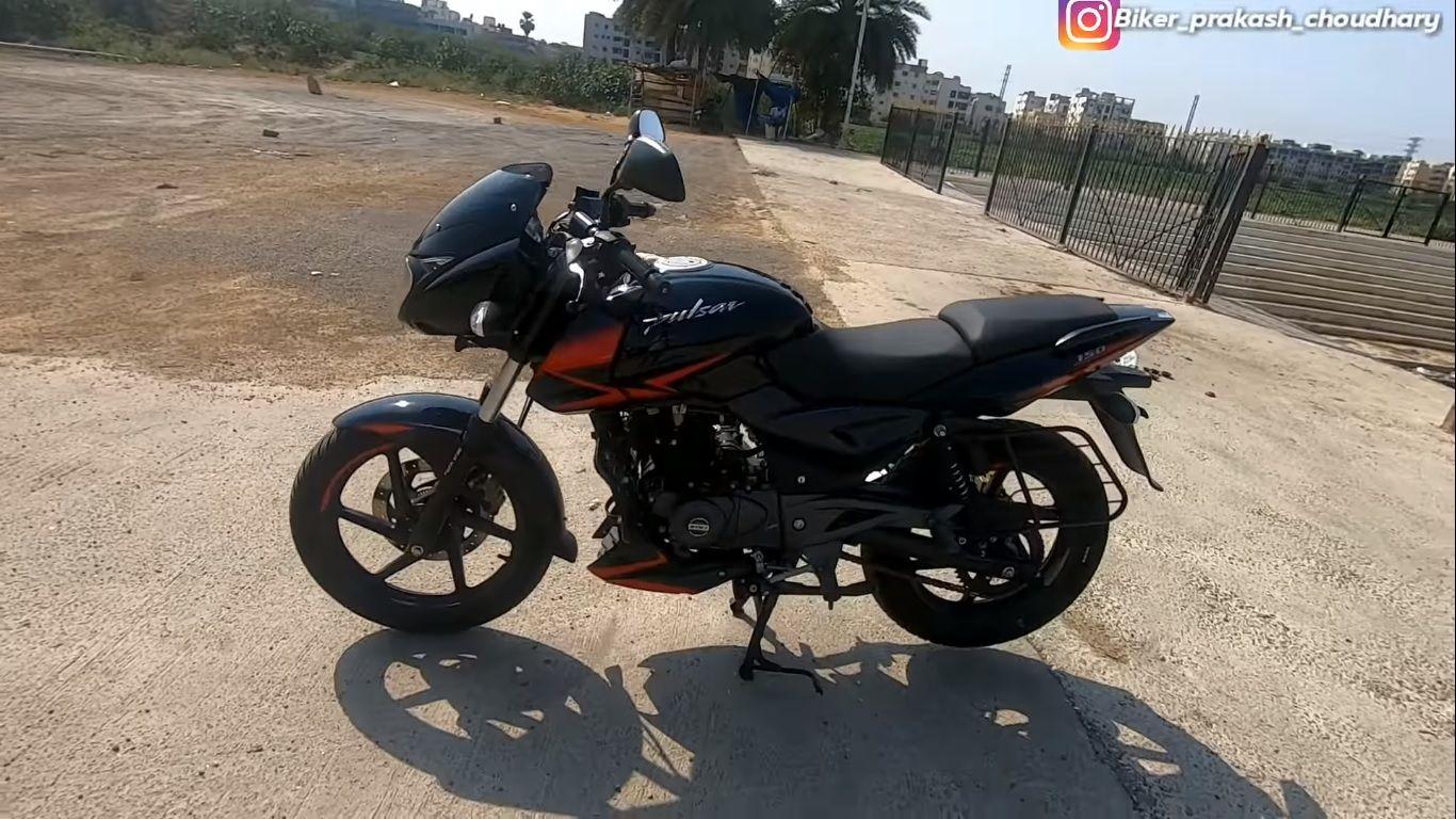 1366x768 Bajaj Pulsar 150 Twin Disc ABS đạt được các đại lý