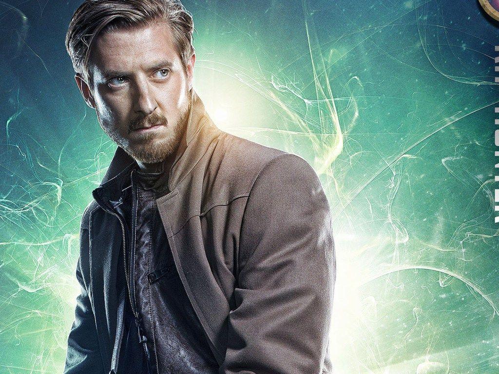 1024x768 DC, Legends of Tomorrow, Rip Hunter, Superhero HD Wallpaper & Background • 21665 • Wallur
