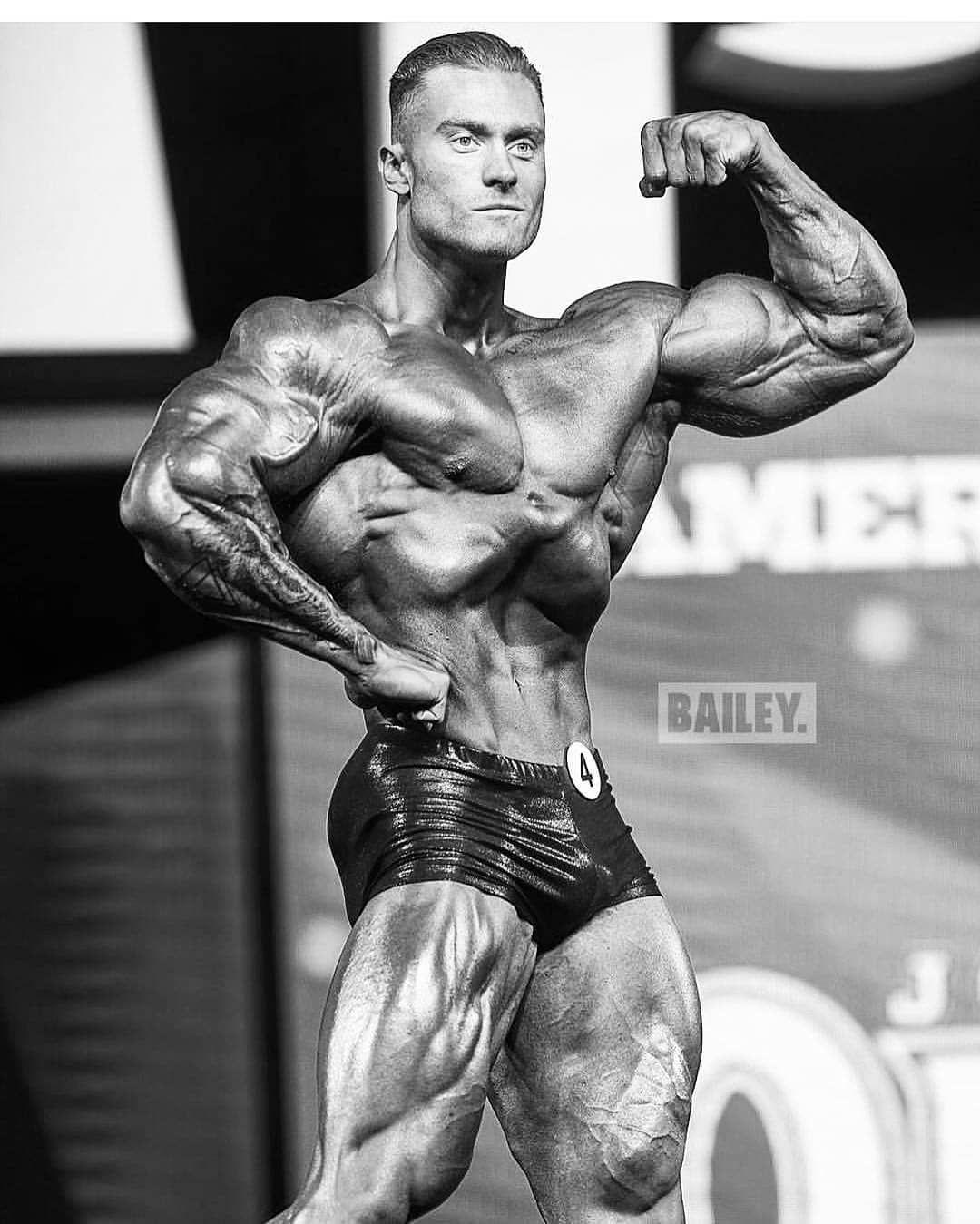 1080x1349 Beautiful photo of 2019 on the Olympia platform 2019 classic physique emergence of beauty symmetry and. Vacuum pose, Post partum workout, Stomach workout
