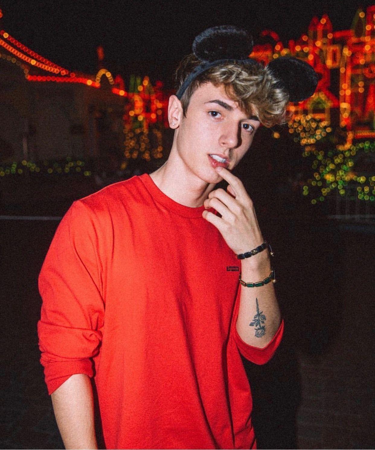 1242x1490 Bryce Hall Wallpaper