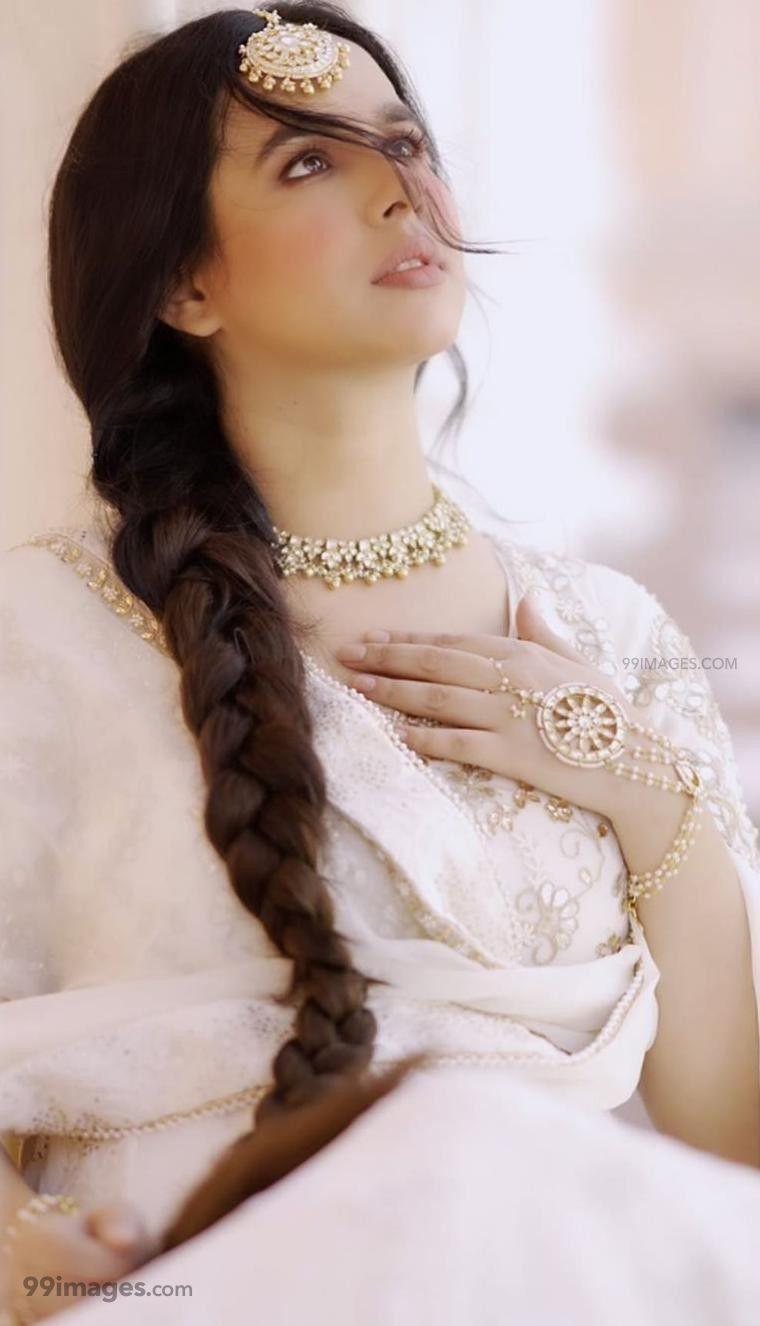760x1326 Sunanda Sharma Hot HD Photo & Wallpaper for mobile Download, WhatsApp DP (1080p) (760x1326) (2020)