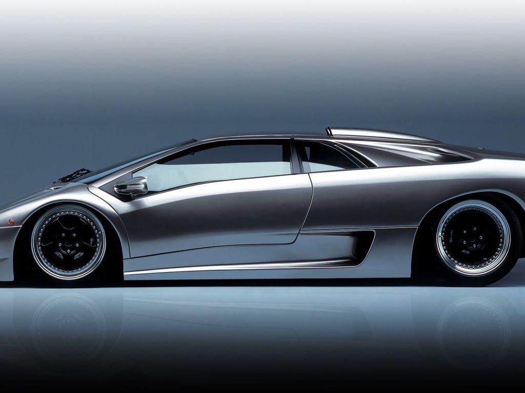1024x768 Stylish silver Lamborghini Diablo Desktop wallpaper 1024x768