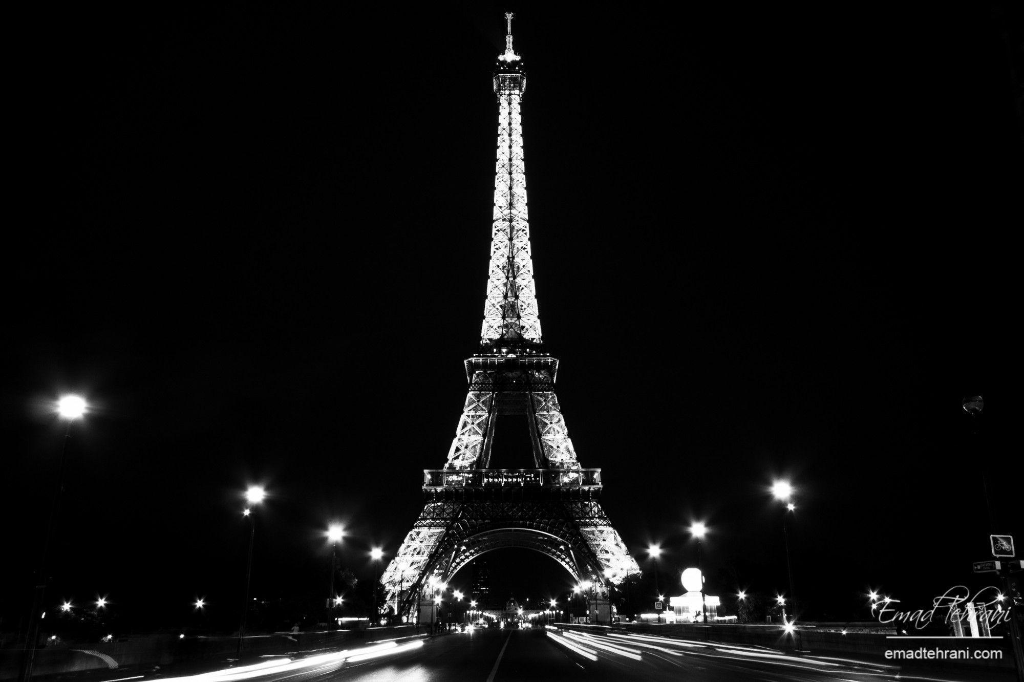 2000x1332 Eiffel Tower At Night Wallpaper