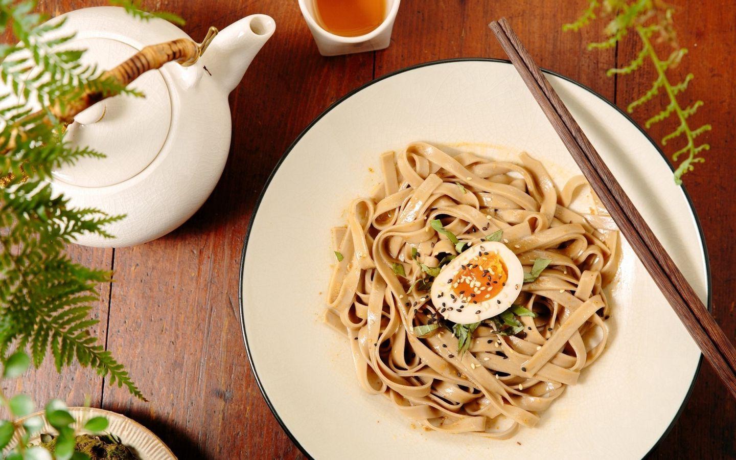 1440x900 Download wallpaper 1440x900 pasta, egg, noodles, sesame widescreen 16:10 HD background