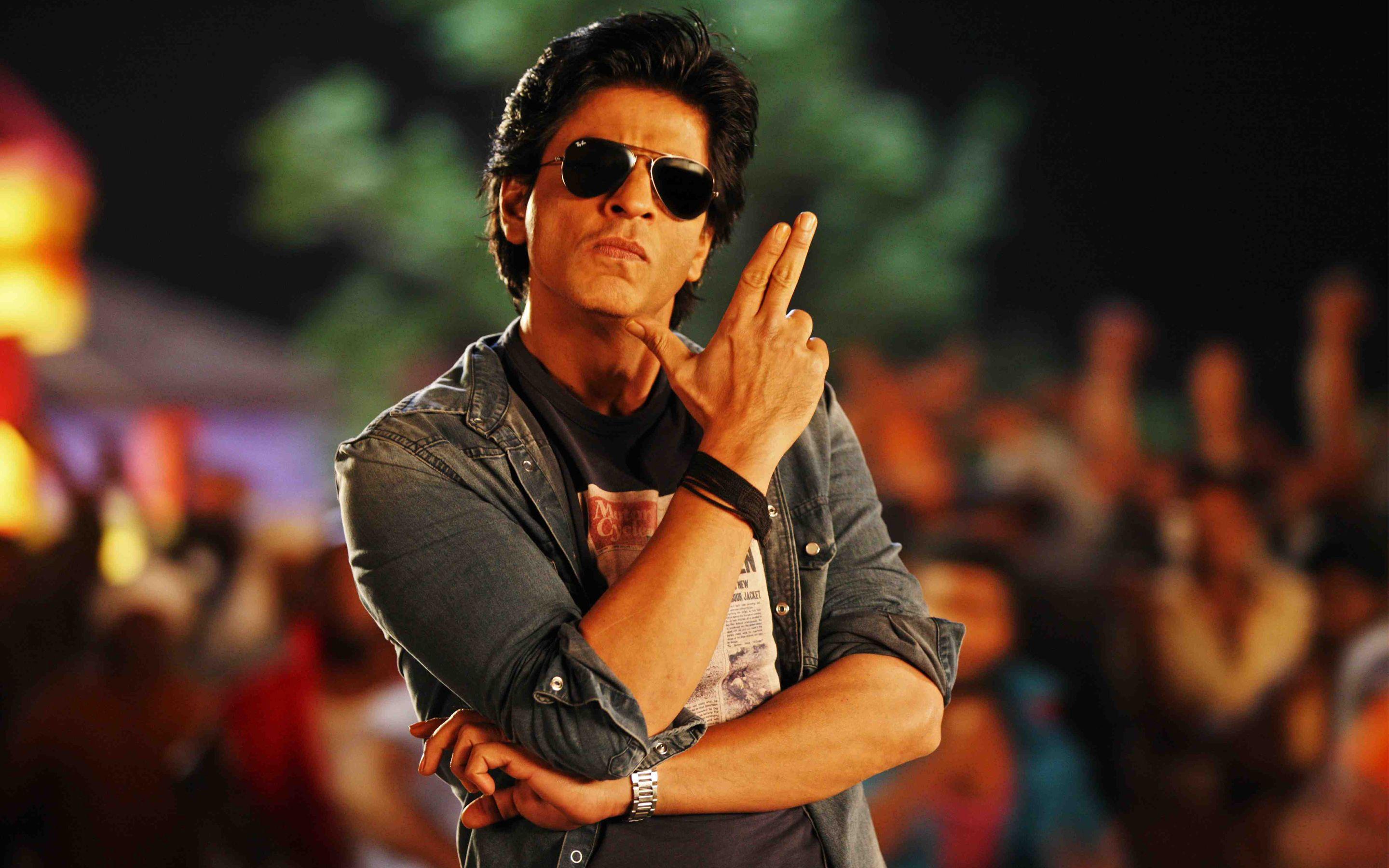 2880x1800 Shah Rukh Khan Chennai Express 2013 Wallpaper