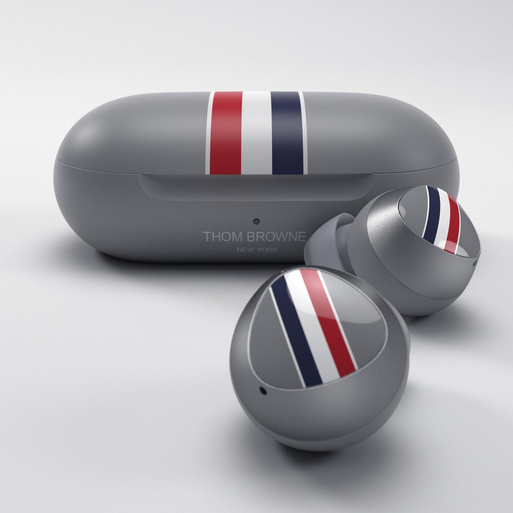 1800x1800 Samsung and Iconic Fashion Brand Thom Browne Collaborate on Limited Edition Galaxy Z Flip US Newsroom