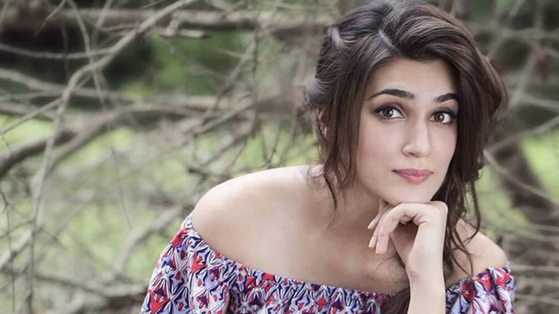 1920x1080 Pretty Kriti Sanon HD Wallpaper