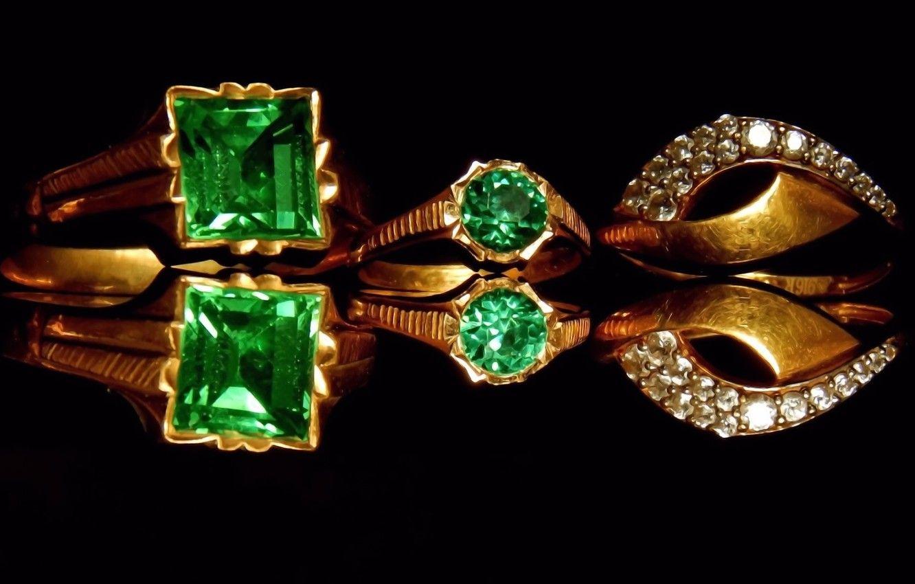 1332x850 Wallpaper reflection, Wallpaper, Shine, black background, gems, gold jewelry, emeralds image for desktop, section разное