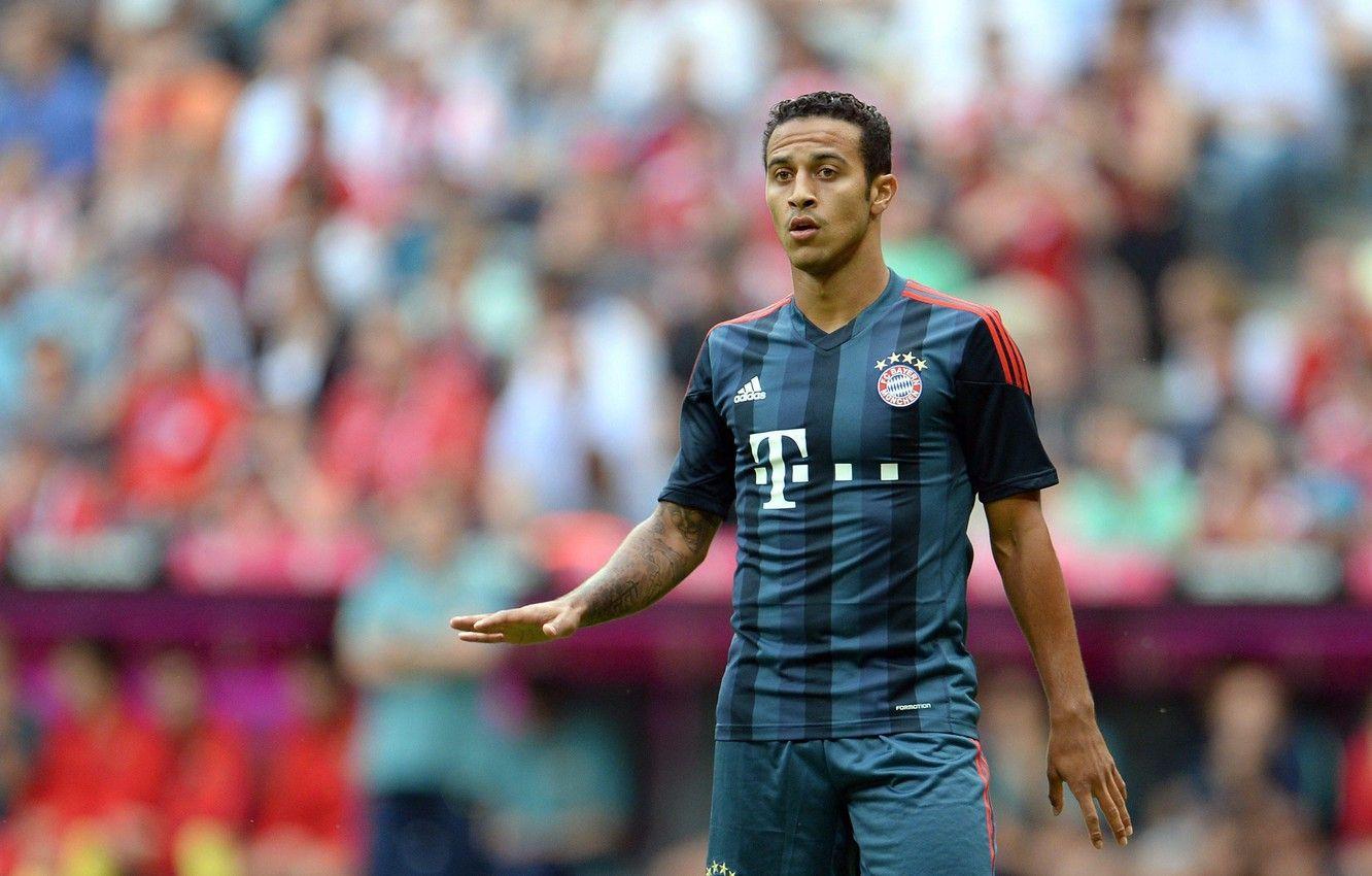 1332x850 Wallpaper football, Allianz Arena, FC Bayern Munich, Thiago Alcantara image for desktop, section спорт