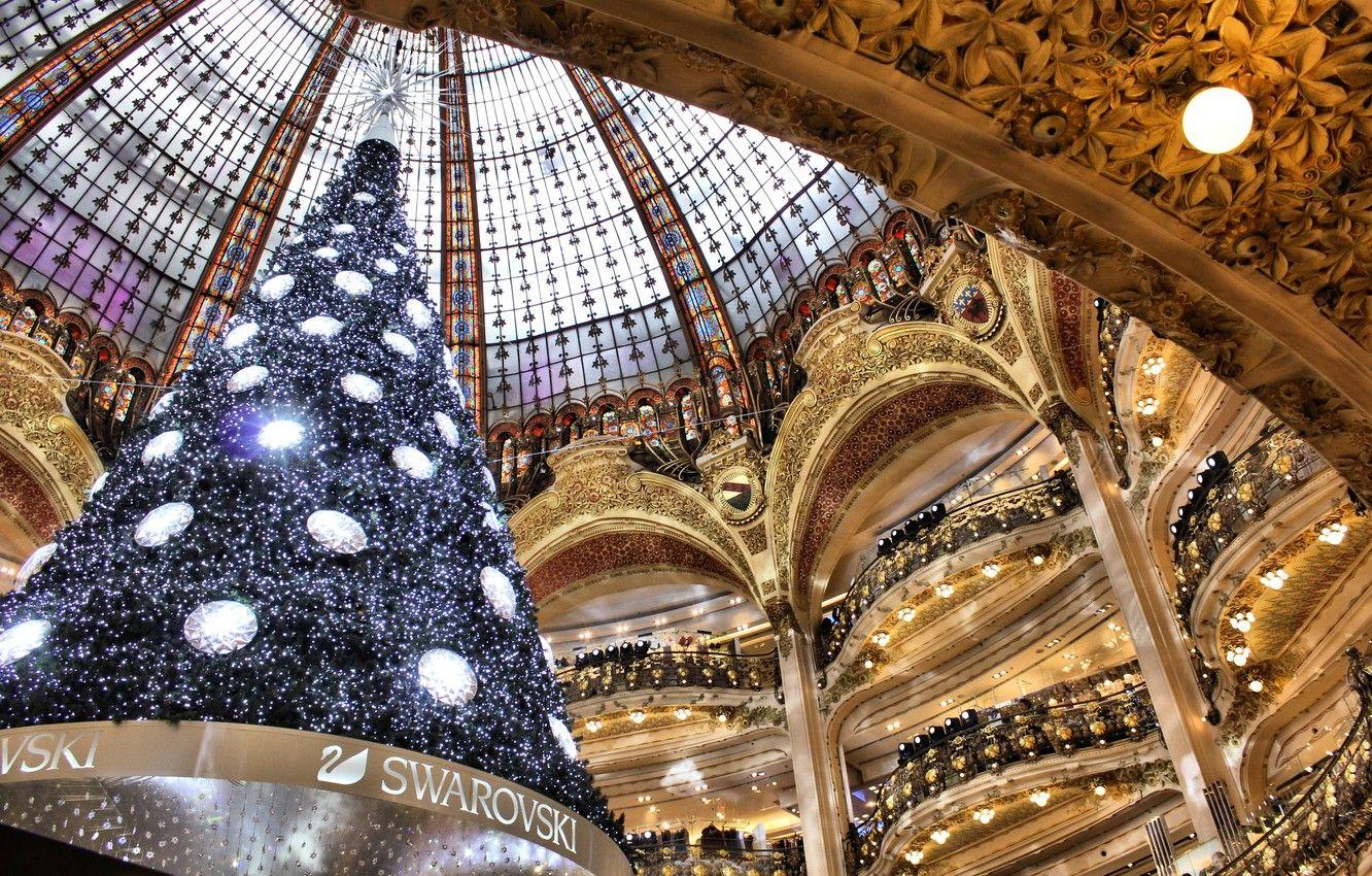 1332x850 Wallpaper France, Paris, New year, Christmas tree, Galeries Lafayette, Swarovski image for desktop, section новый год