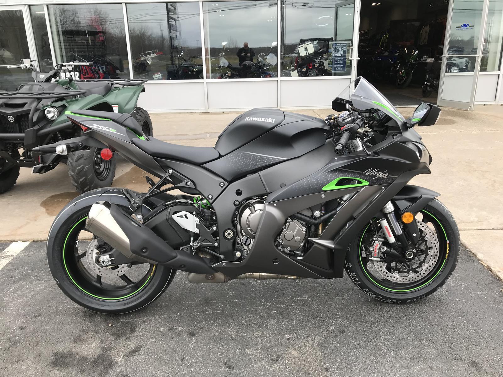 1600x1200 Kawasaki Ninja Zx10r 2018