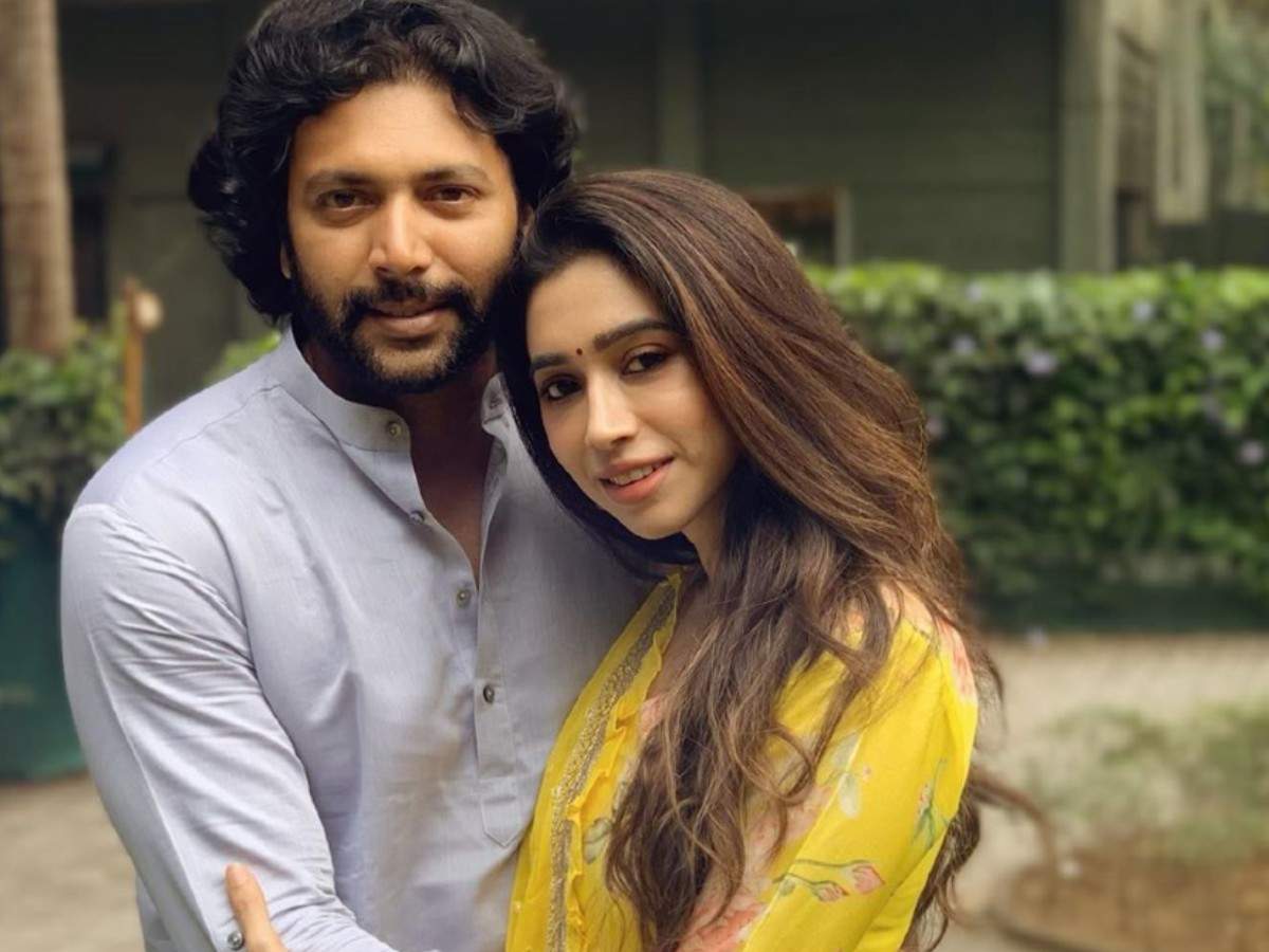 1200x900 Jayam Ravi to romance Varalakshmi in his next film. Tamil Movie News of India