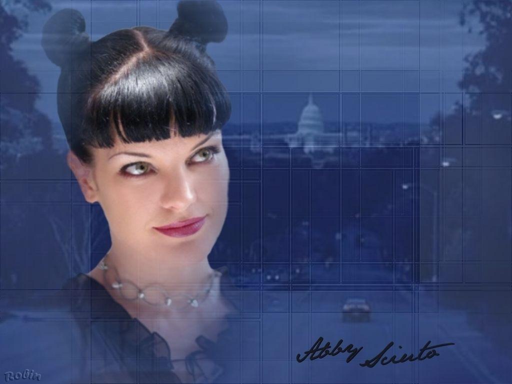 1024x768 Abby NCIS Wallpaper