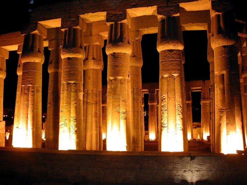 1024x768 Luxor Wallpaper