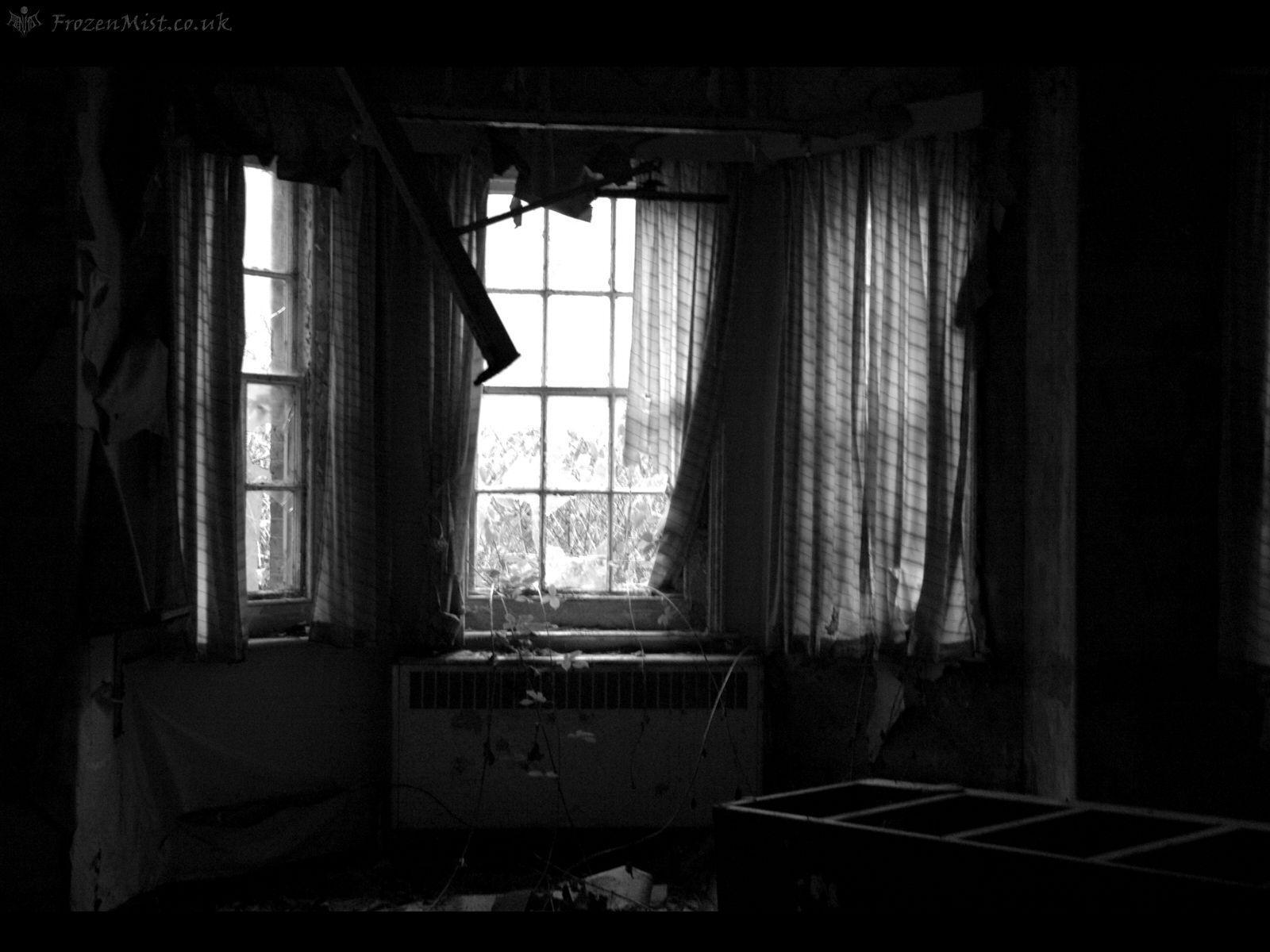1600x1200 Dark Room Wallpaper
