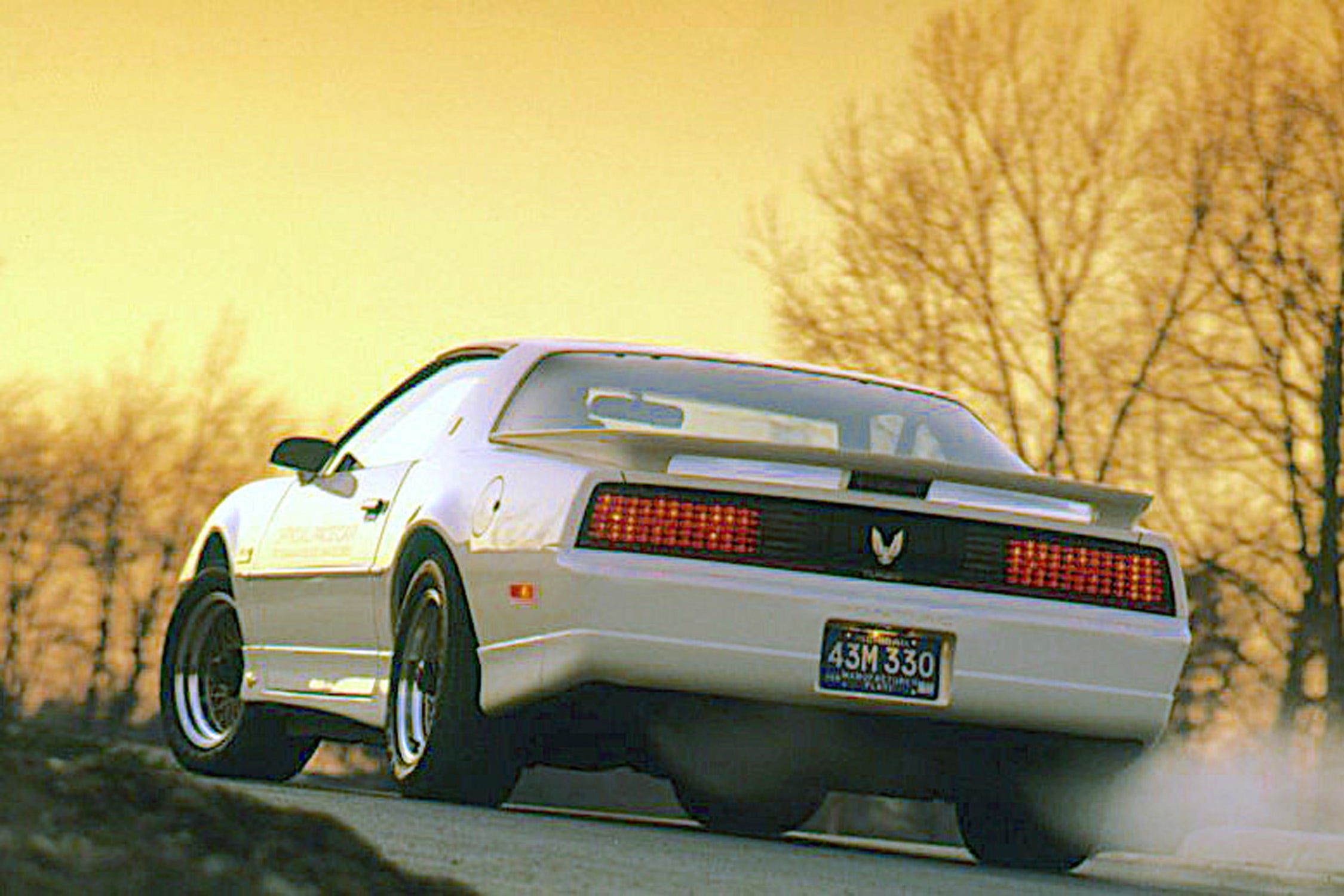 2250x1500 View Photo of the 1989 Pontiac 20th Anniversary Firebird Trans Am