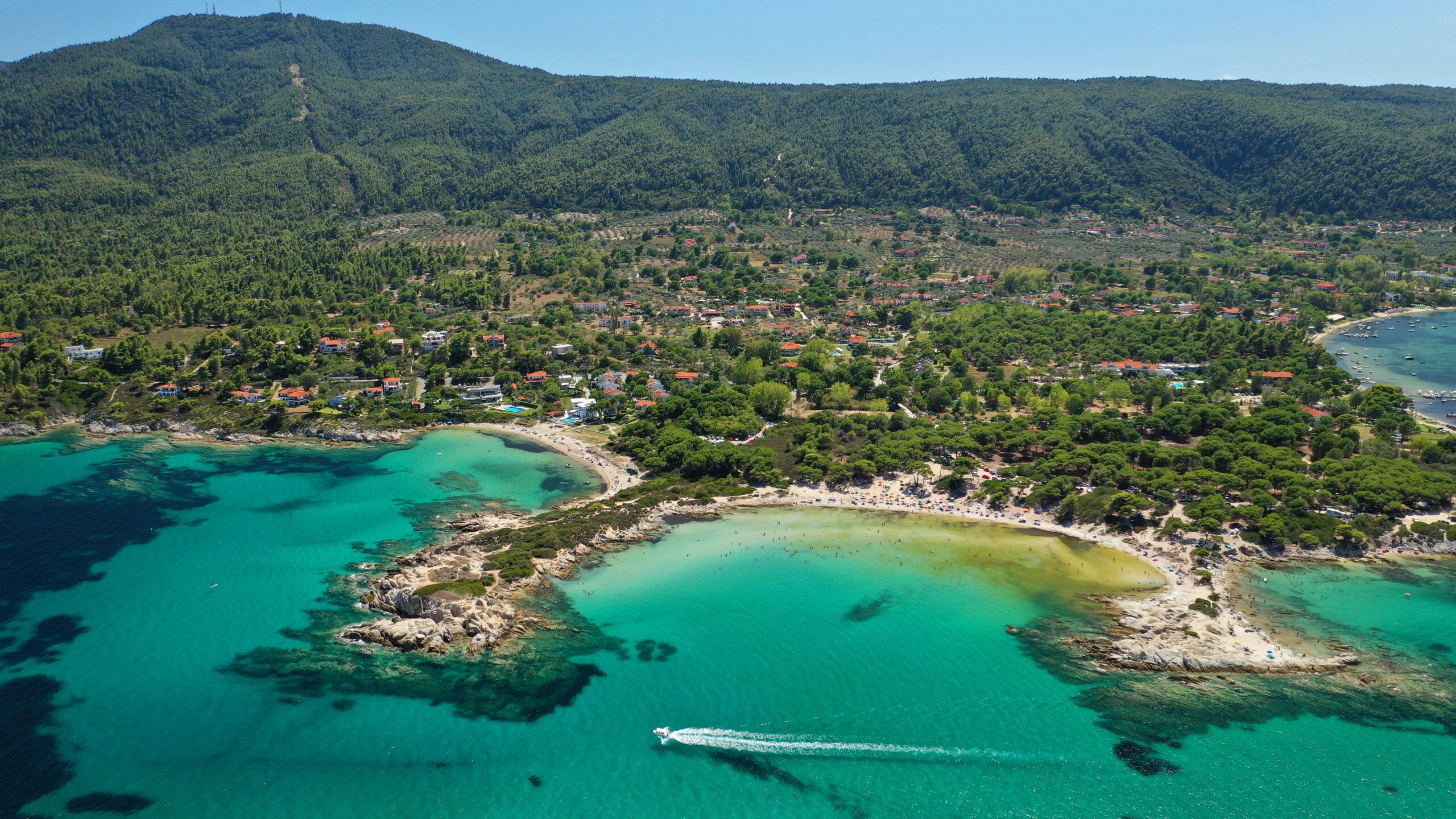 2560x1440 Explore Halkidiki: Discover Greece's Untapped Paradise Boutique Vibe