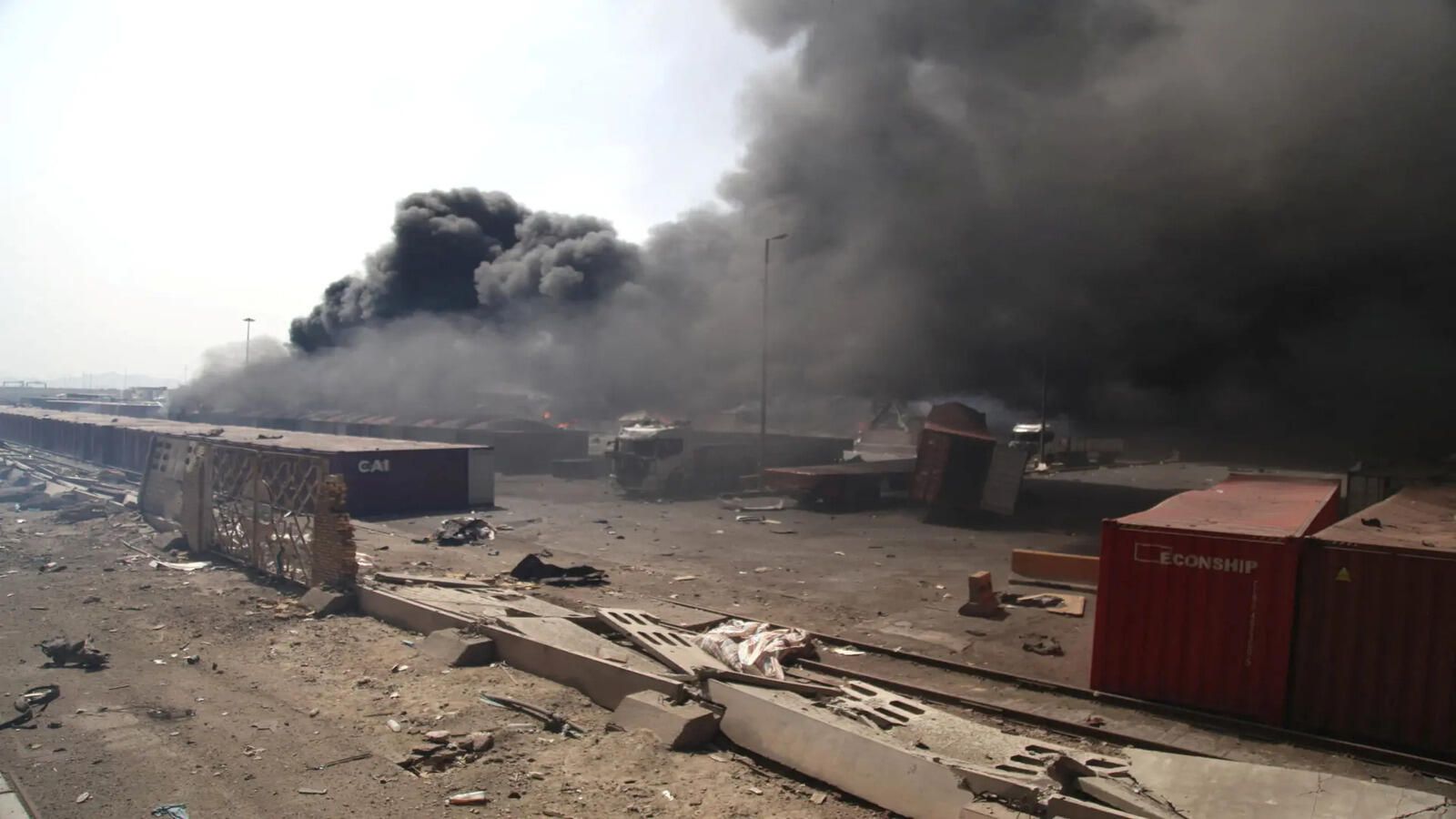 1600x900 bandar abbas explosion: Iran oil port explosion: Massive blast rocks Shahid Rajaee Port in Bandar Abbas Economic Times