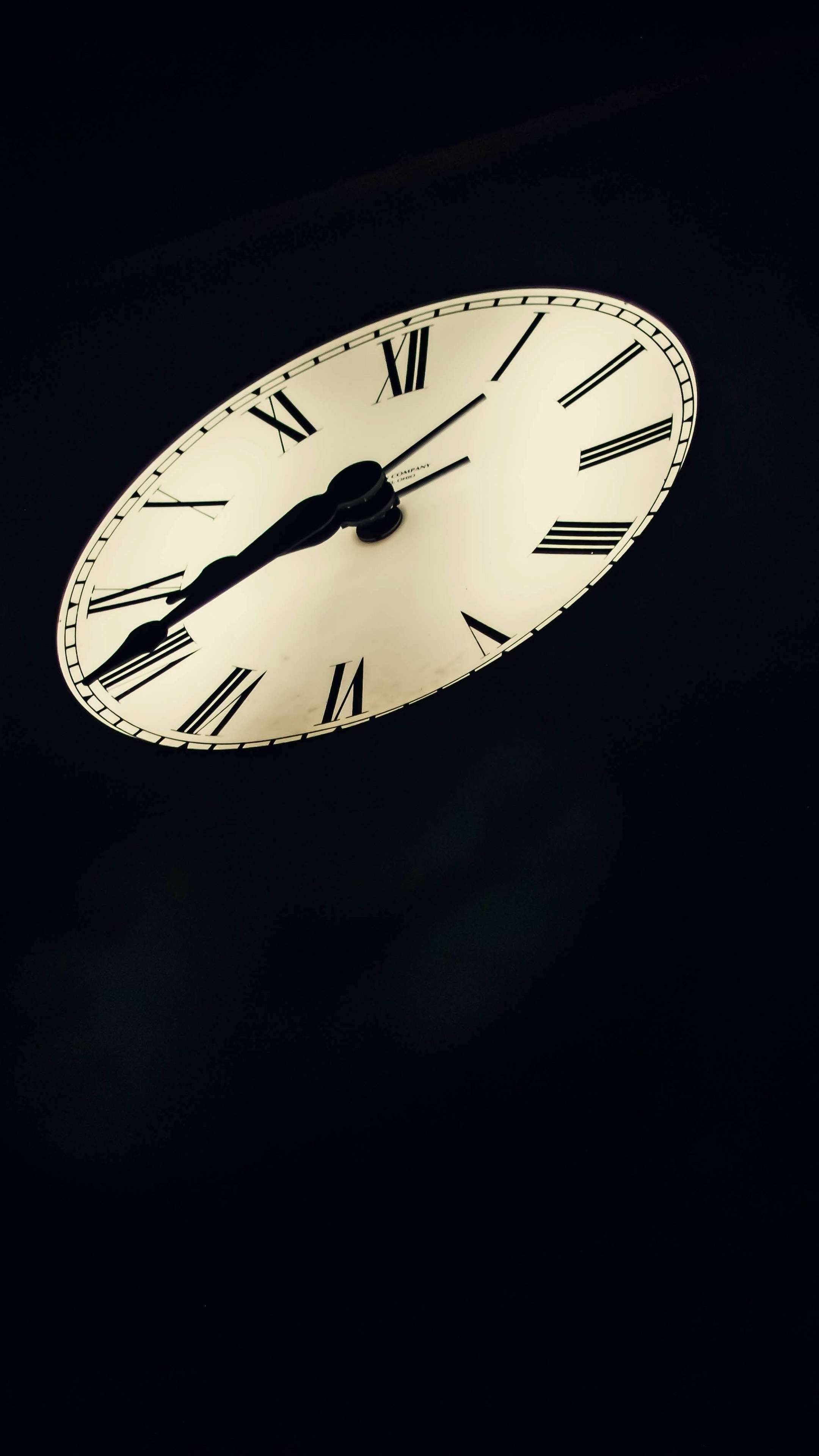 2160x3840 Clock Wallpaper