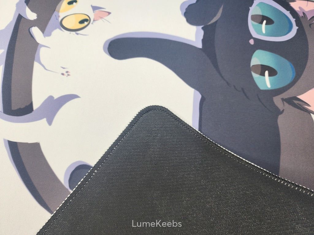 1024x768 Suzume Deskmat