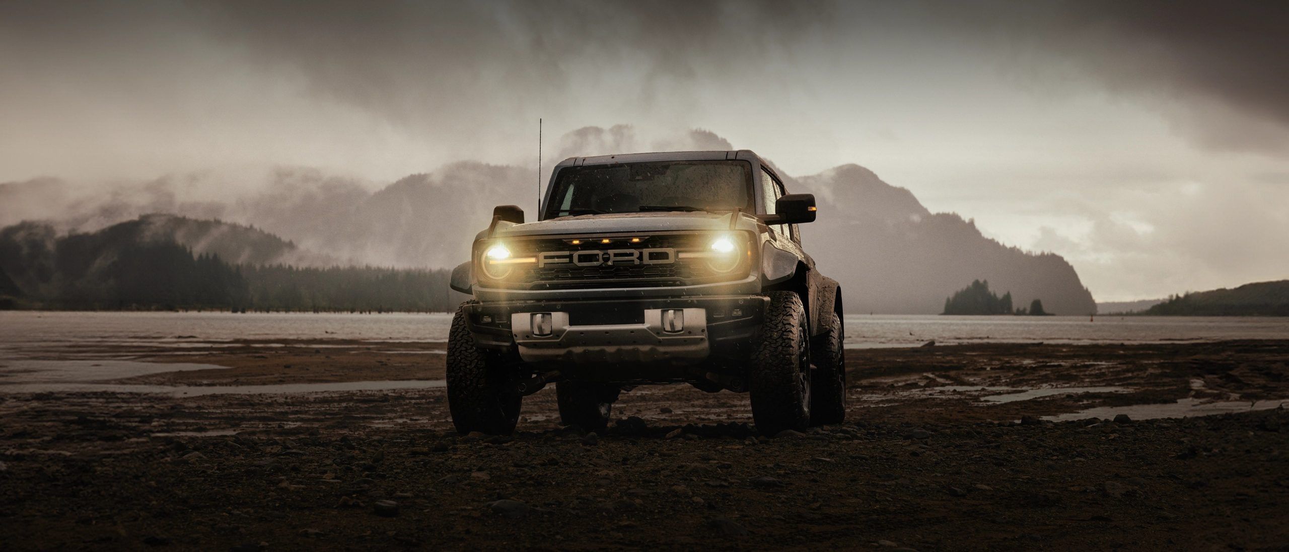 2560x1097 Ford Bronco Sport Trim Comparison