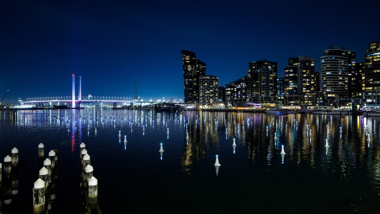 1280x720 Docklands waterfront lights up with Echo of Central Pier