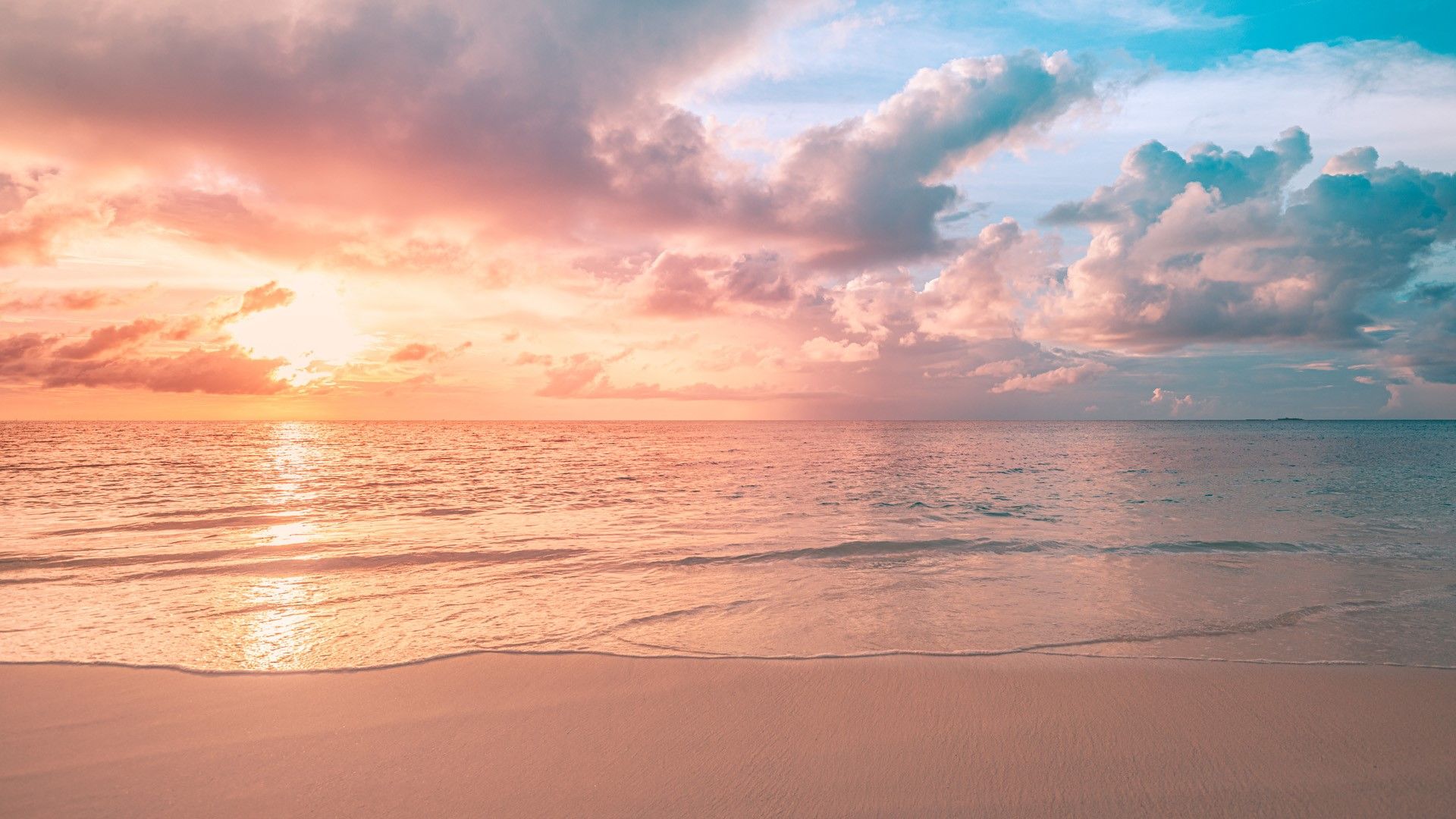 1920x1080 Dreamy sunset sea sky at beach, Maldives, Noonu Atoll Sun Siyam Iru Fushi. Windows Spotlight Image