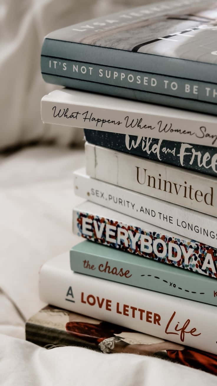 736x1308 Books iPhone Aesthetic Cozy Wallpaper