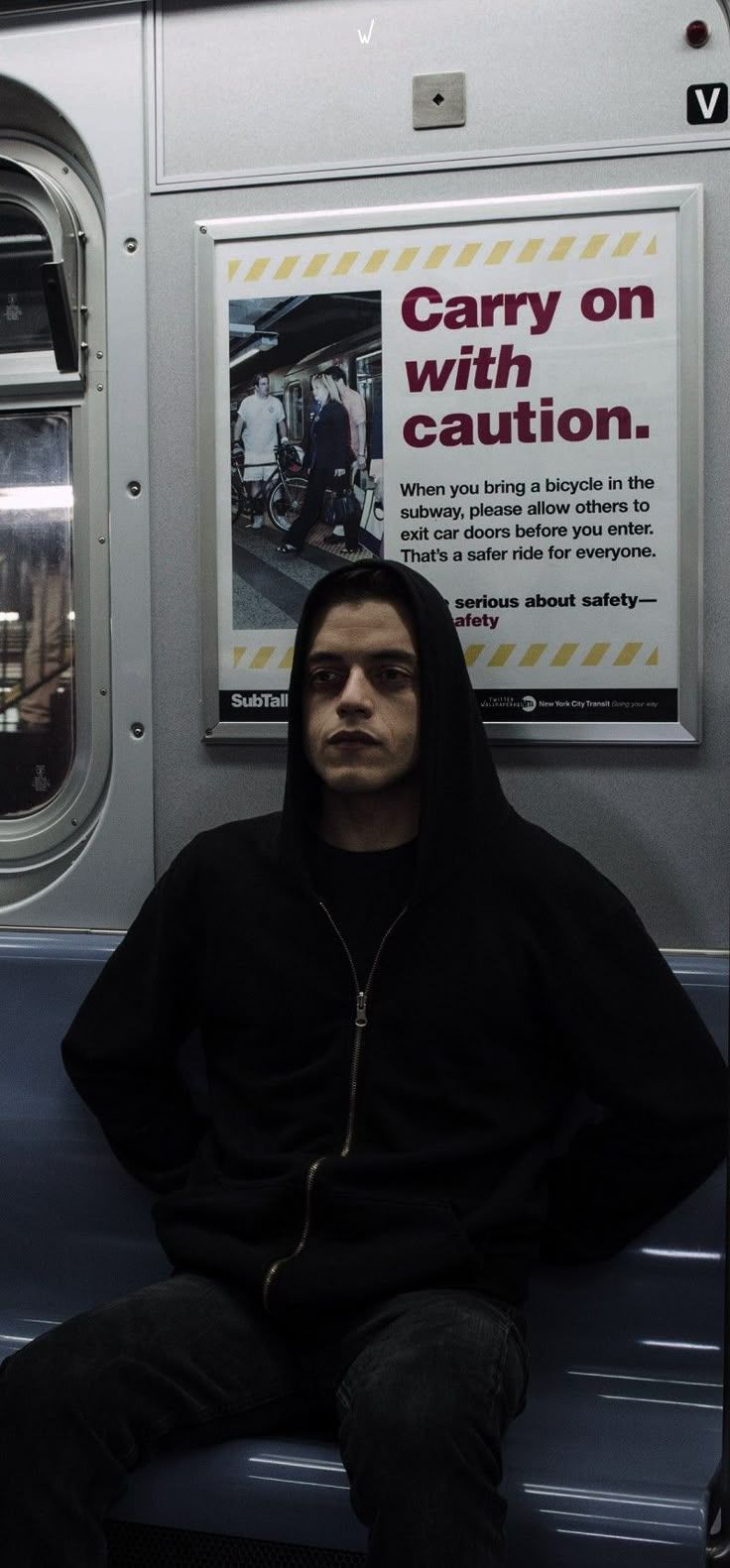 736x1581 Elliot