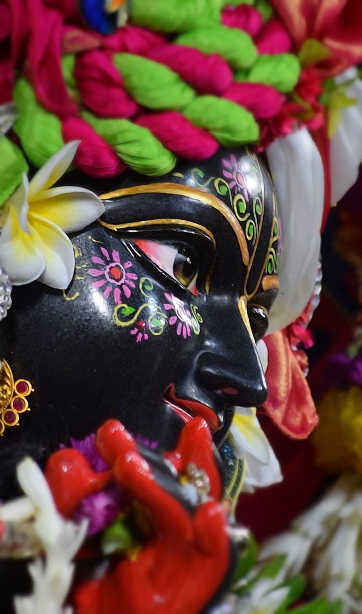 736x1247 2k19 #day19 Today's #meditation Sri Madhurastakam (8) Gopā Madhurā Gāvo Madhurā Yaṣṭir Madhurā Sṛṣṭir Madhurā Dalitaḿ Madhuraḿ Phalitaḿ Madhuraḿ Madhurādhi Pater Akhilaḿ Madhuraḿ 8) His Gopas (cowherd Boys) Are Sweet, His Cows