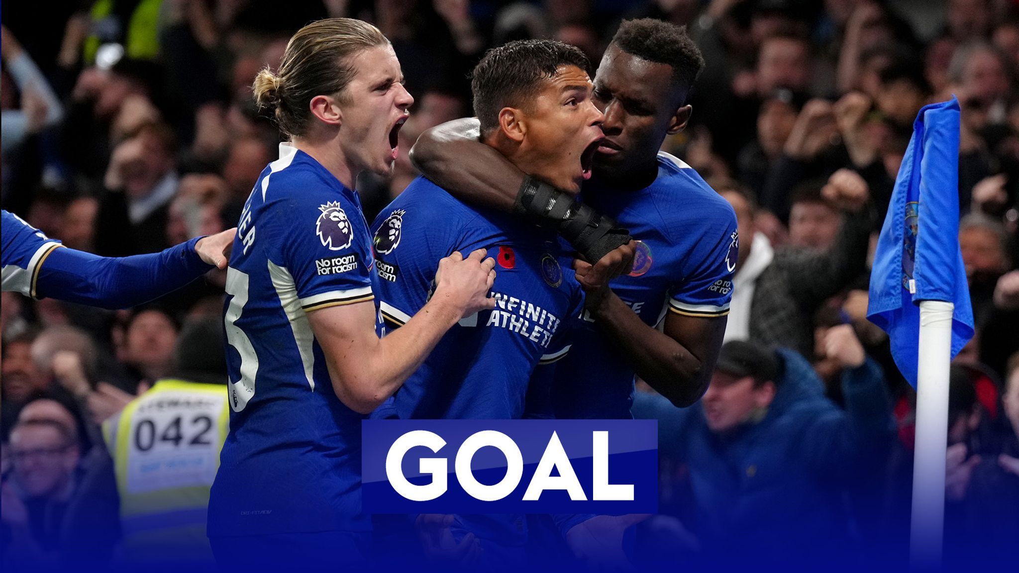 2048x1152 Thiago Silva pulled Chelsea back level with Manchester City with a lovely header from the near post