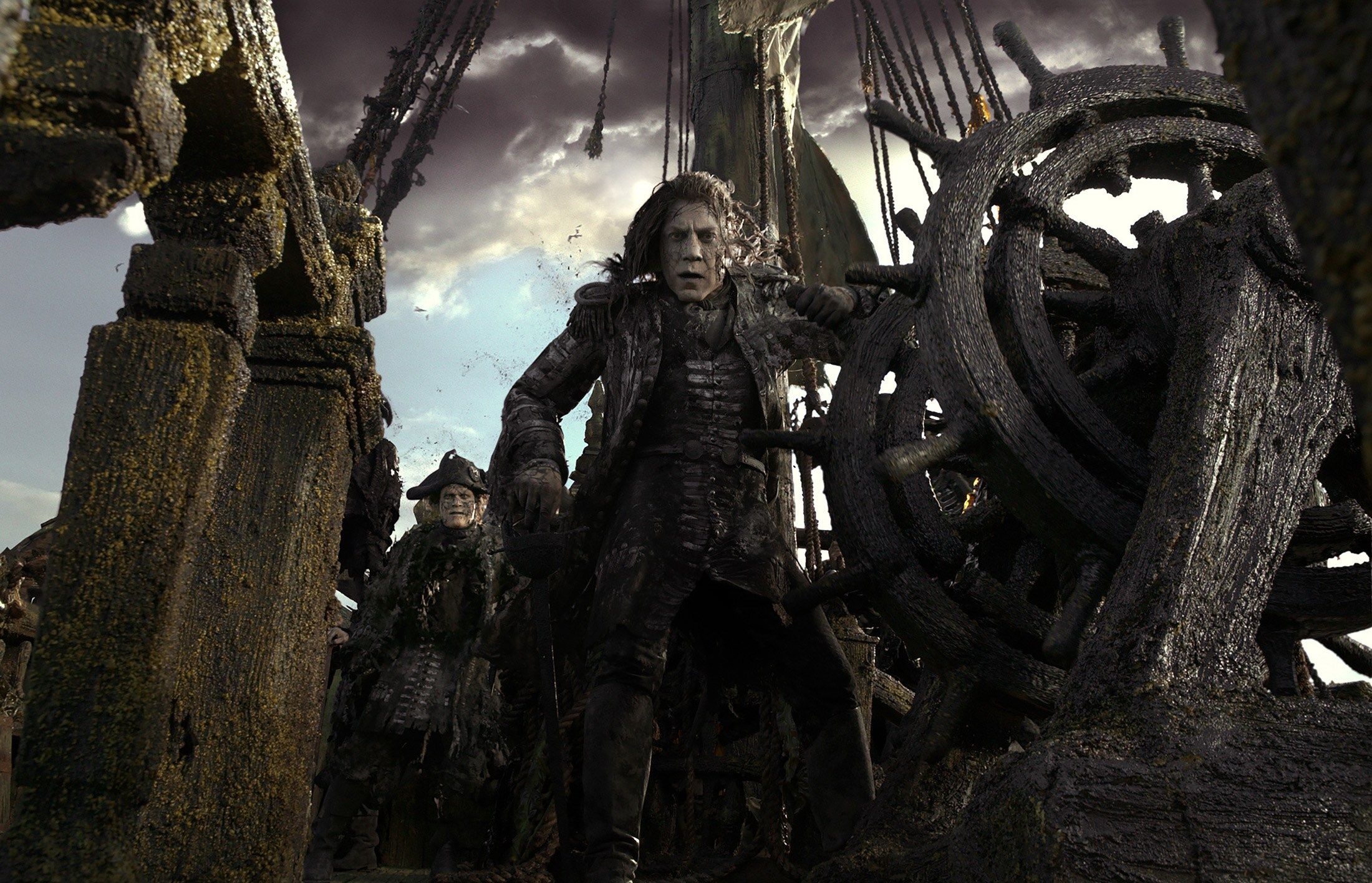 2200x1416 Captain Salazar HD Wallpaper of the Caribbeanx1416