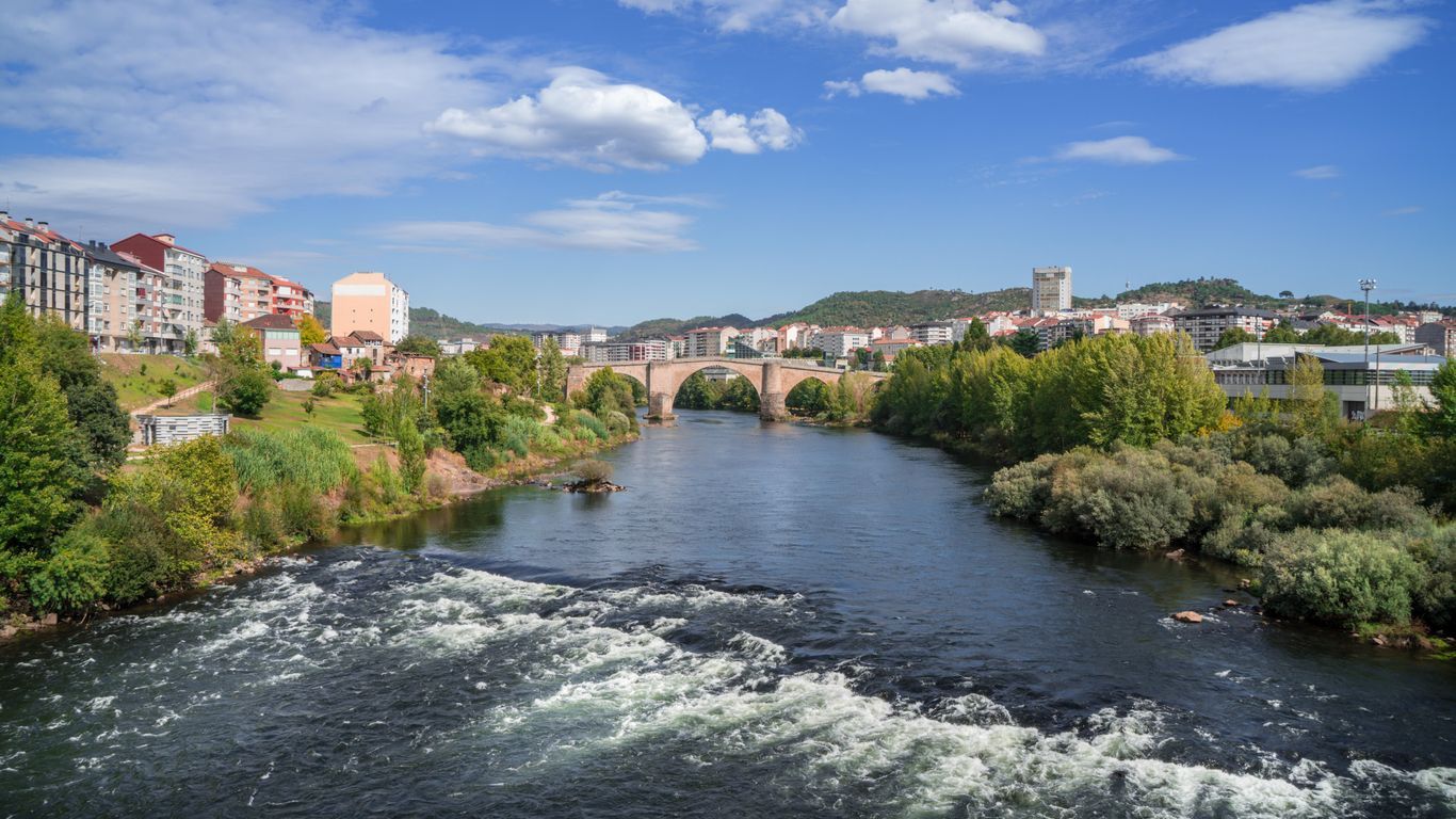 1366x768 Ourense Hotels: 347 Cheap Ourense Hotel Deals