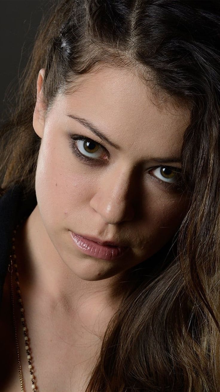 736x1308 Tatiana Maslany 2020 4K Ultra HD Mobile Wallpaper for iPhone & Android