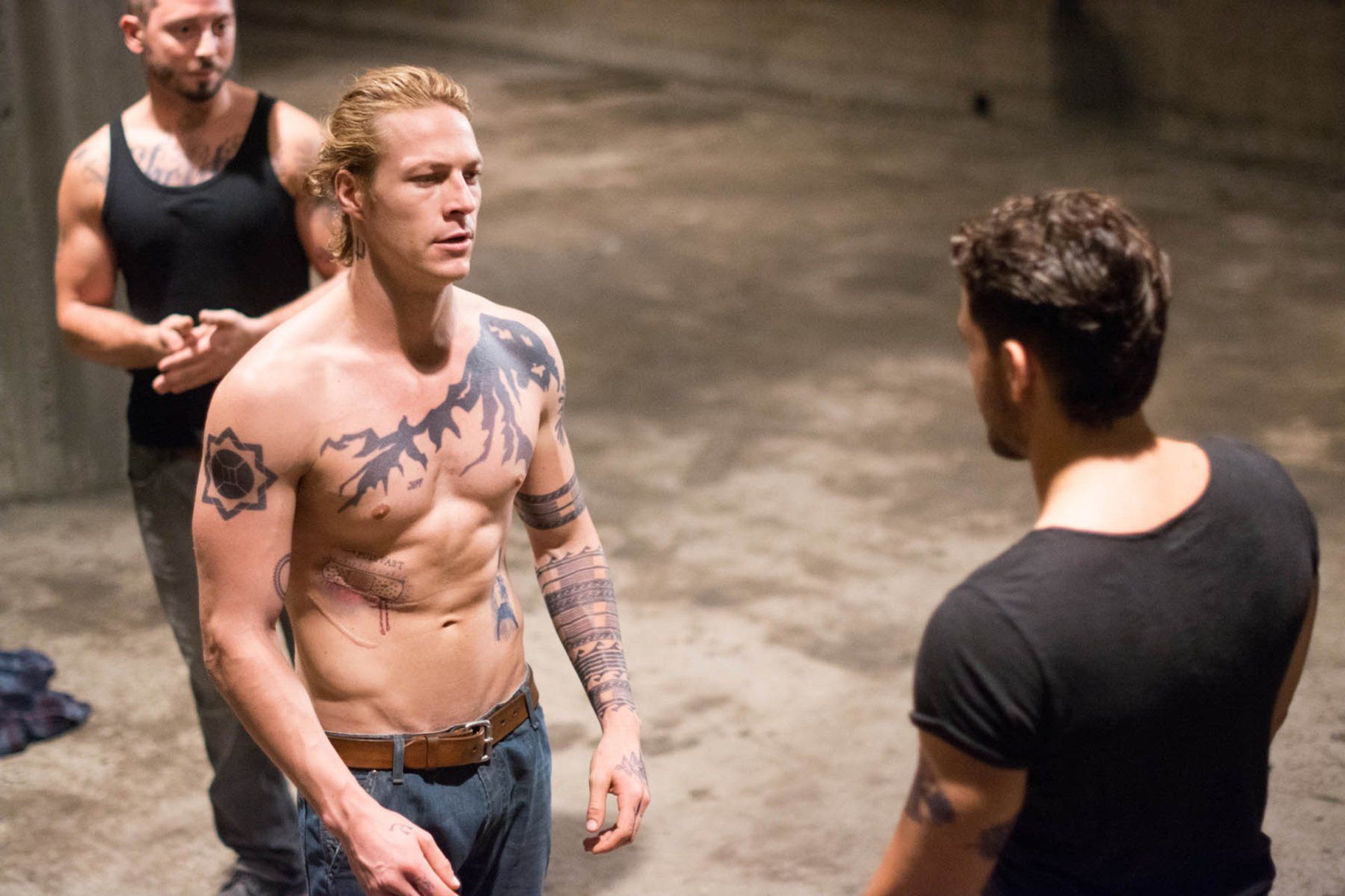 1920x1280 Download Luke Bracey Johnny Utah Movie Point Break (2015) HD Wallpaperx1600