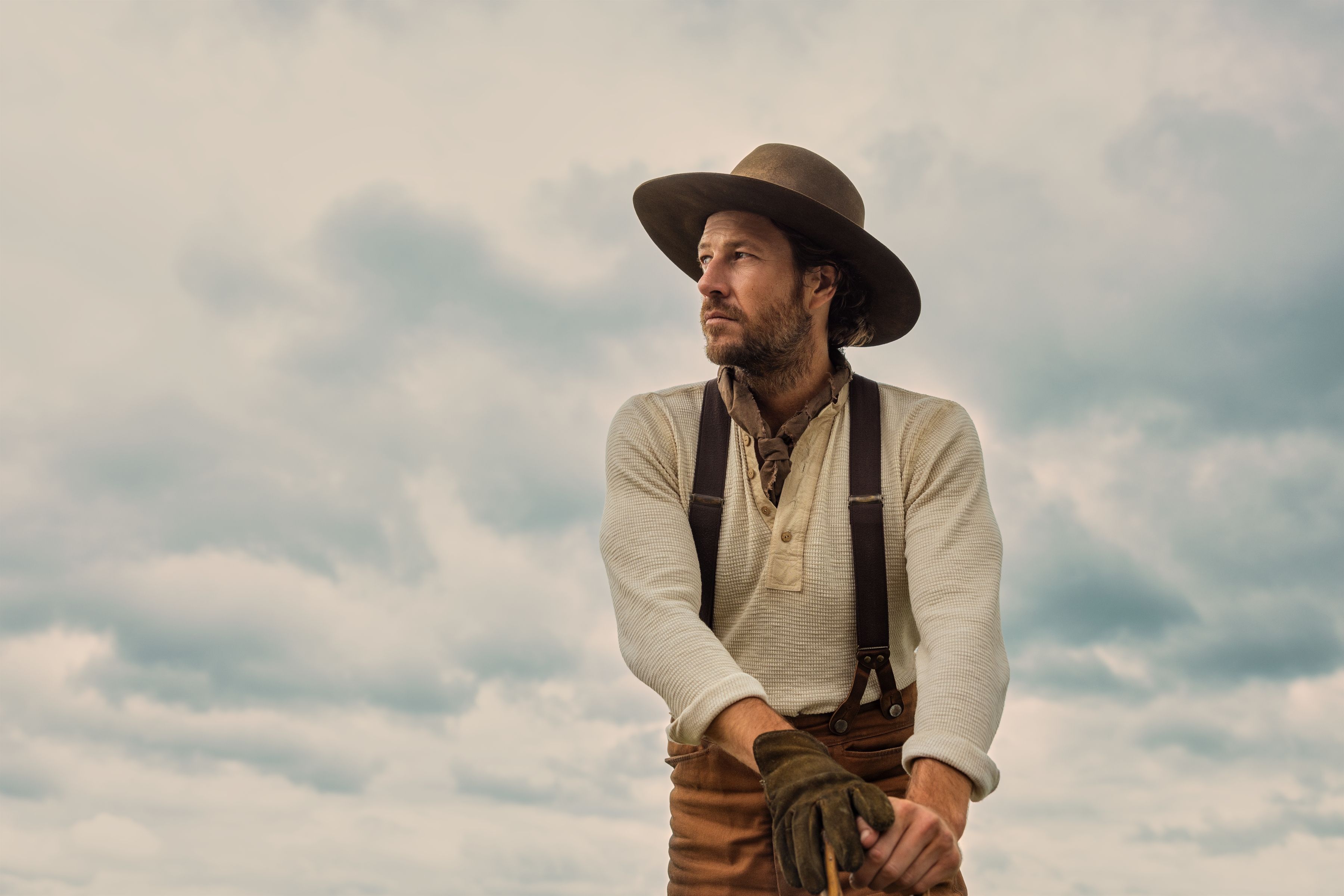 3600x2400 Luke Bracey