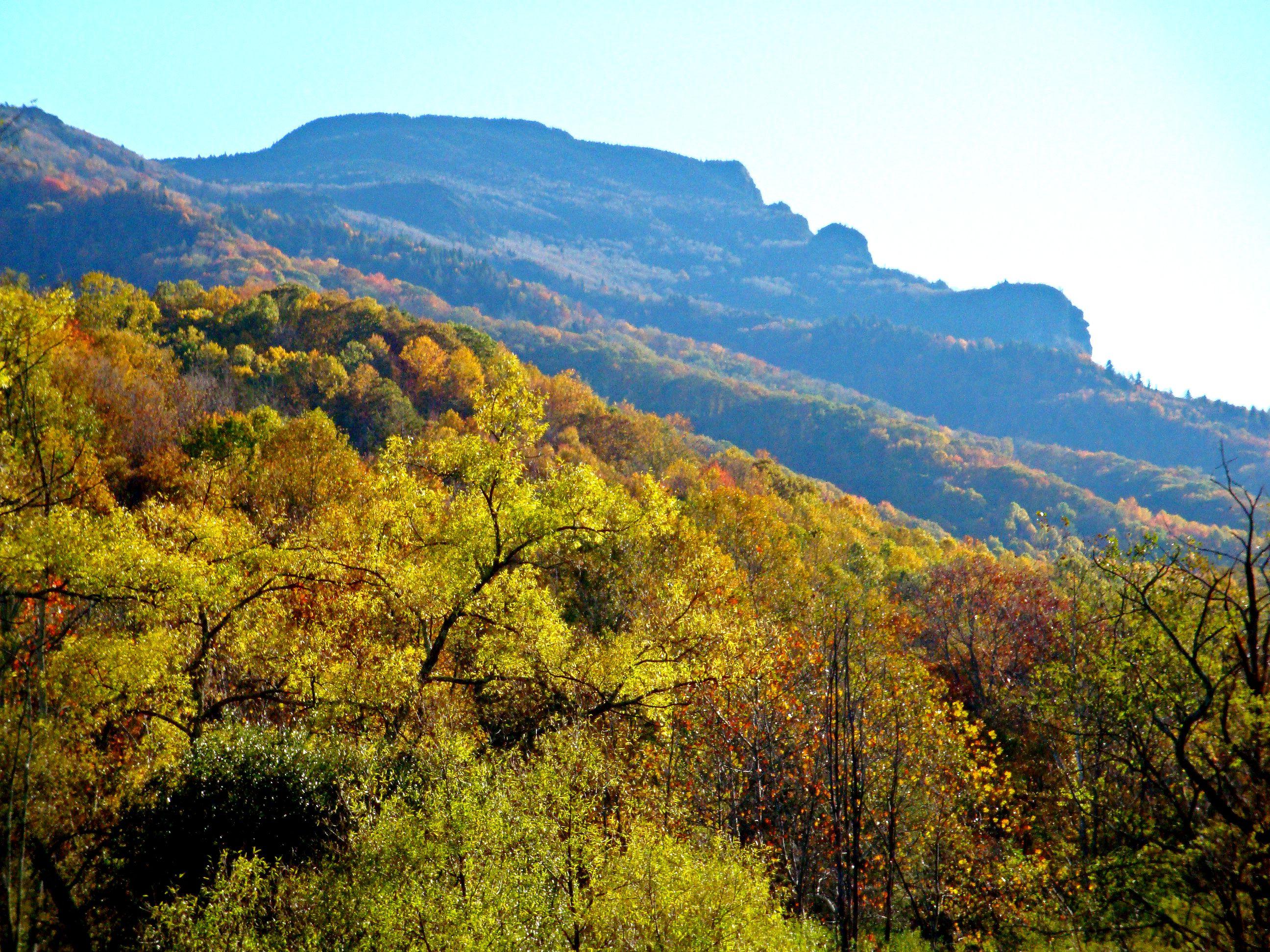 2592x1944 Grandfather Mountain Wallpaper. Grandfather Mountain Wallpaper, Grandfather Mountain Winter Wallpaper and Grandfather Mountain Autumn Wallpaper